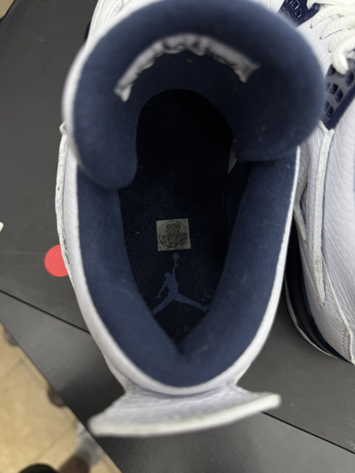 Nike Nike Jordan 4 Columbia (2015) Size 9 Pre Owned 🧼 Size US 9 / EU 42 - 18 Thumbnail