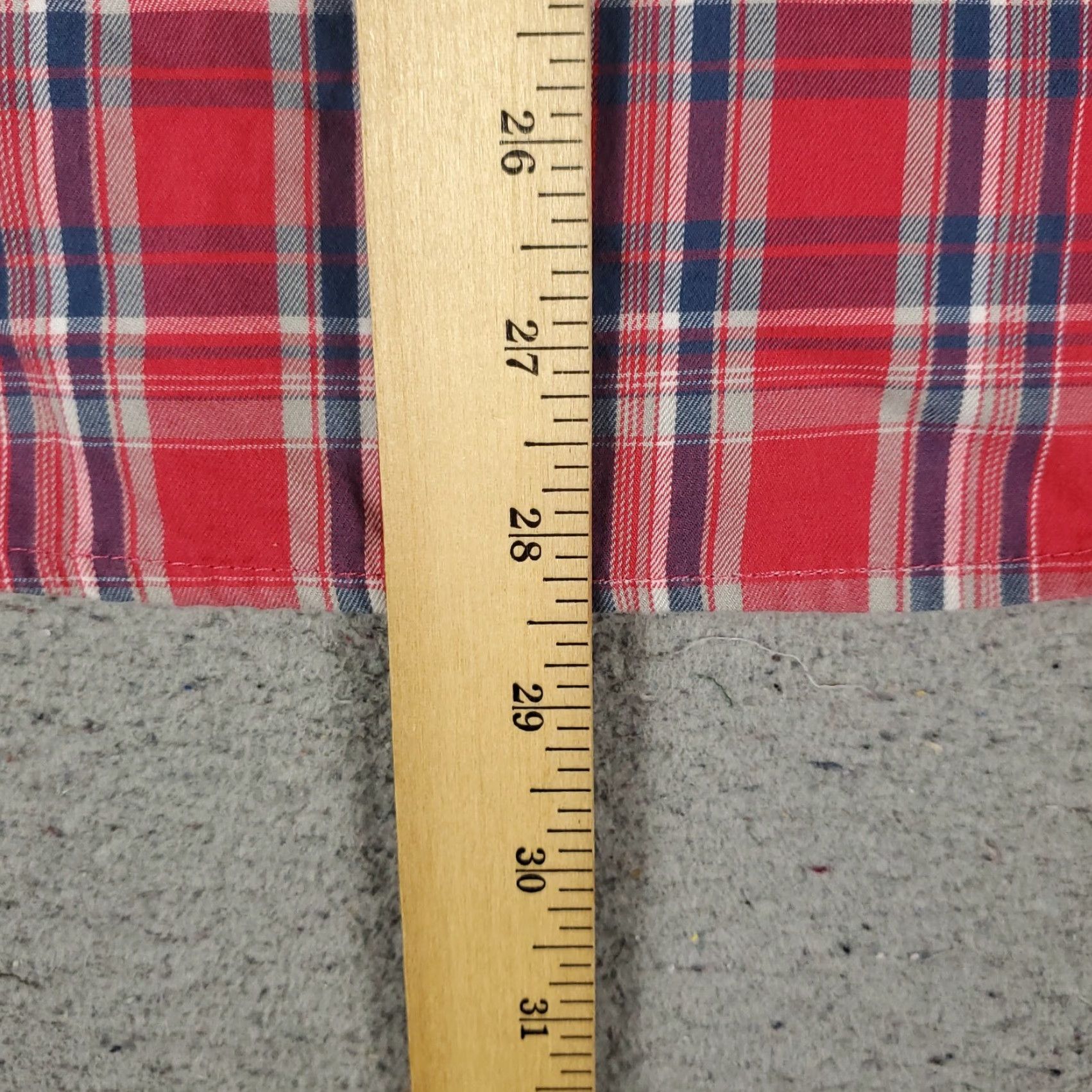UNTUCKit VINTAGE UNTUCKit Shirt Mens Size XL Red Plaid Long Sleeve Casual Button Up Size US XL / EU 56 / 4 - 4 Thumbnail