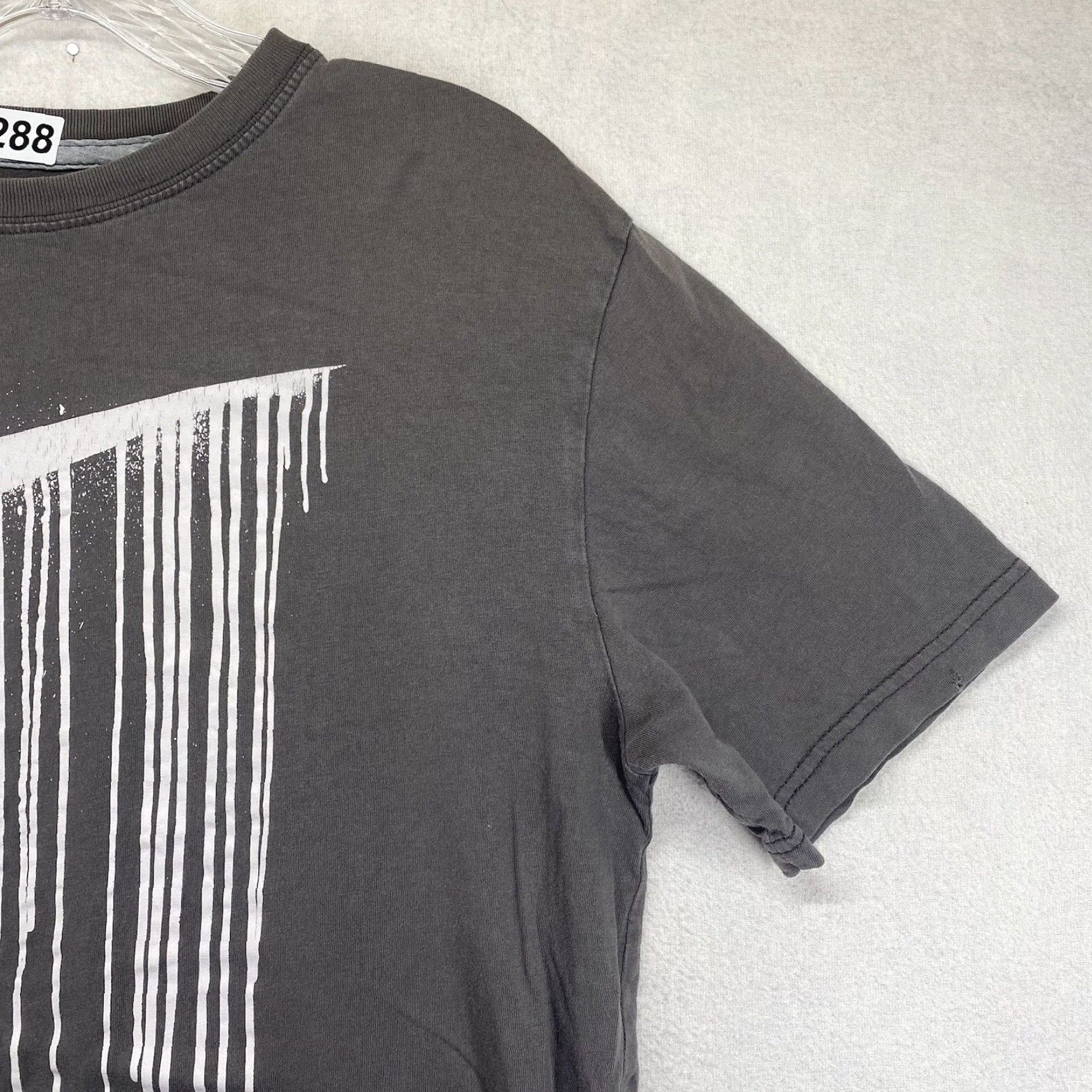 Nike VINTAGE Nike The Athletic Dept T-Shirt Mens Small Crew Neck Graphic Print Black 00s Outdoor Running Size US S / EU 44-46 / 1 - 7 Thumbnail