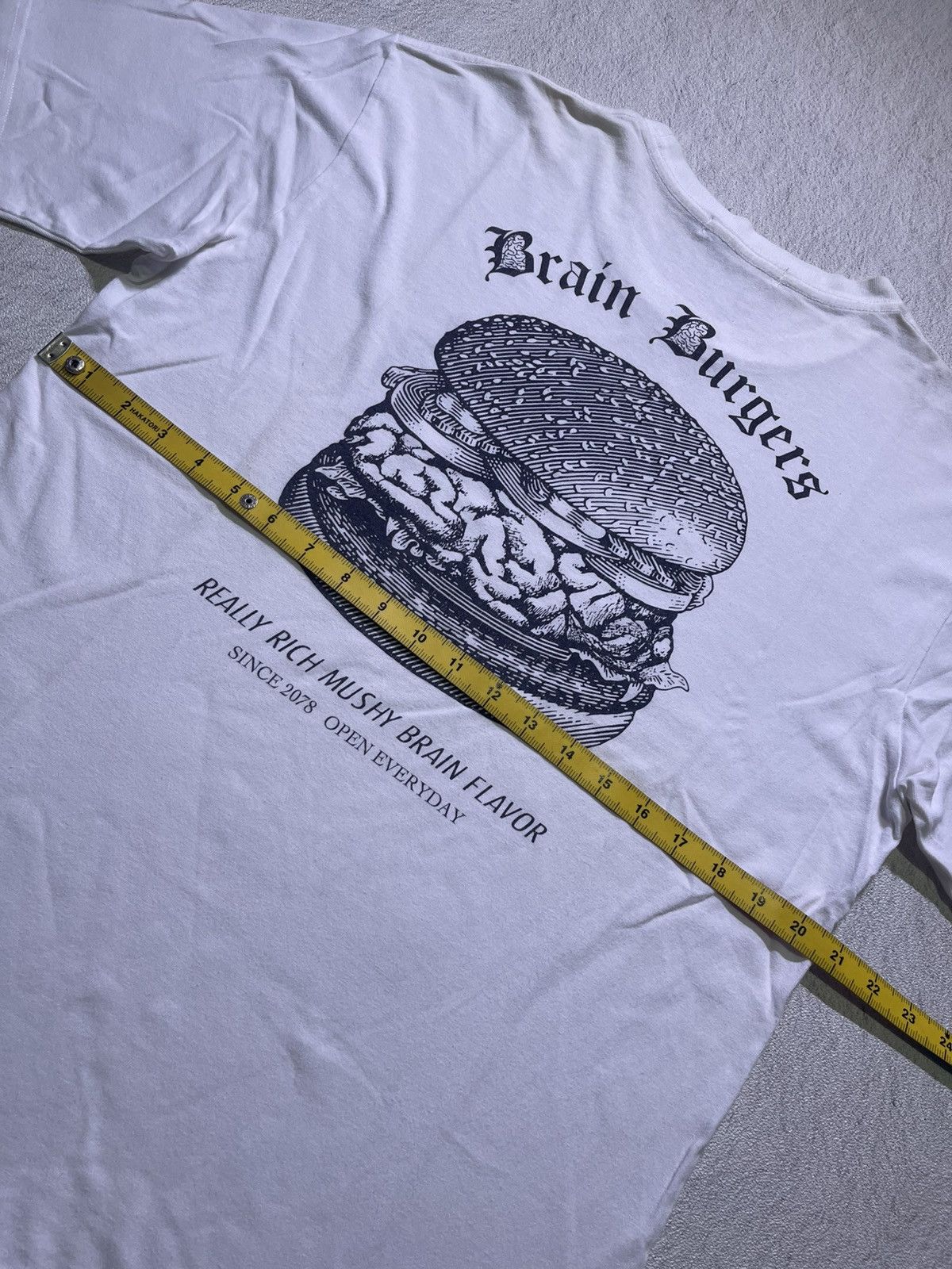 Undercover UNDERCOVER BRAIN BURGERS short sleeve tshirt Size US M / EU 48-50 / 2 - 11 Thumbnail
