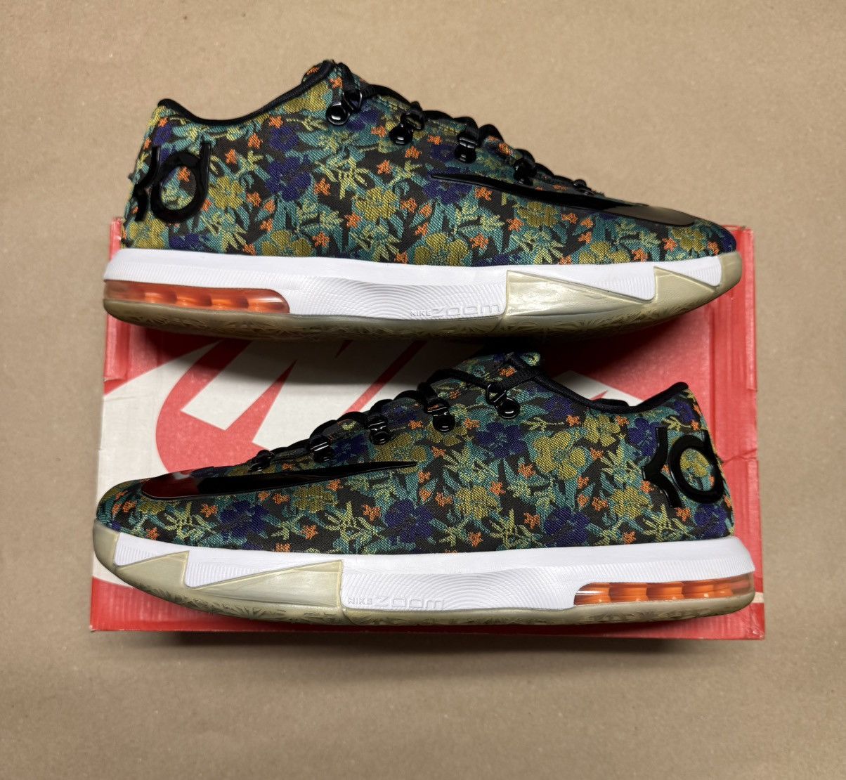 Nike Nike KD 6 EXT QS Floral Kevin Durant men’s sz 14 Basketball Size US 14 / EU 47 - 1 Thumbnail