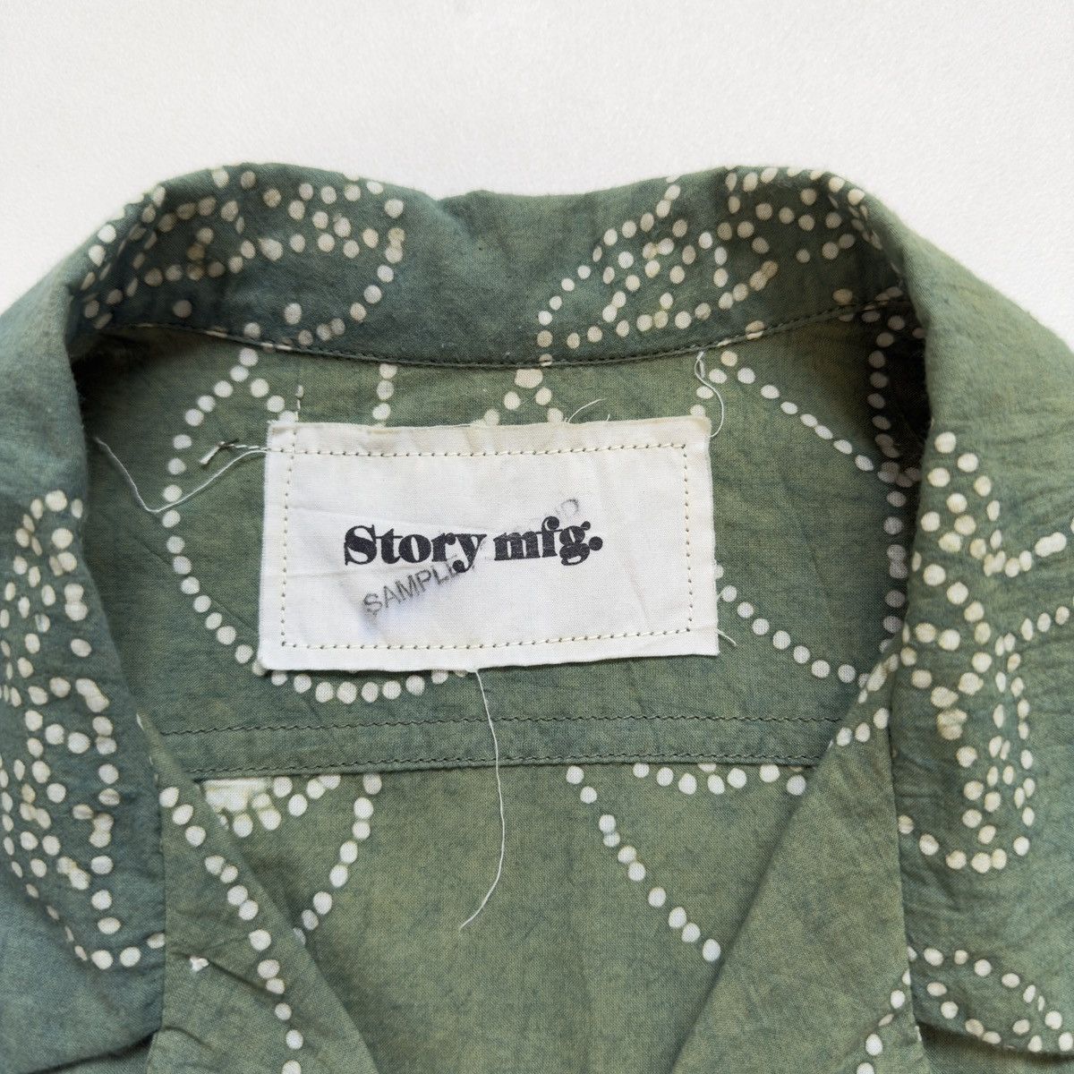 Story Mfg. Sample Alien + Peace Sign Print Shirt Size US M / EU 48-50 / 2 - 5 Thumbnail