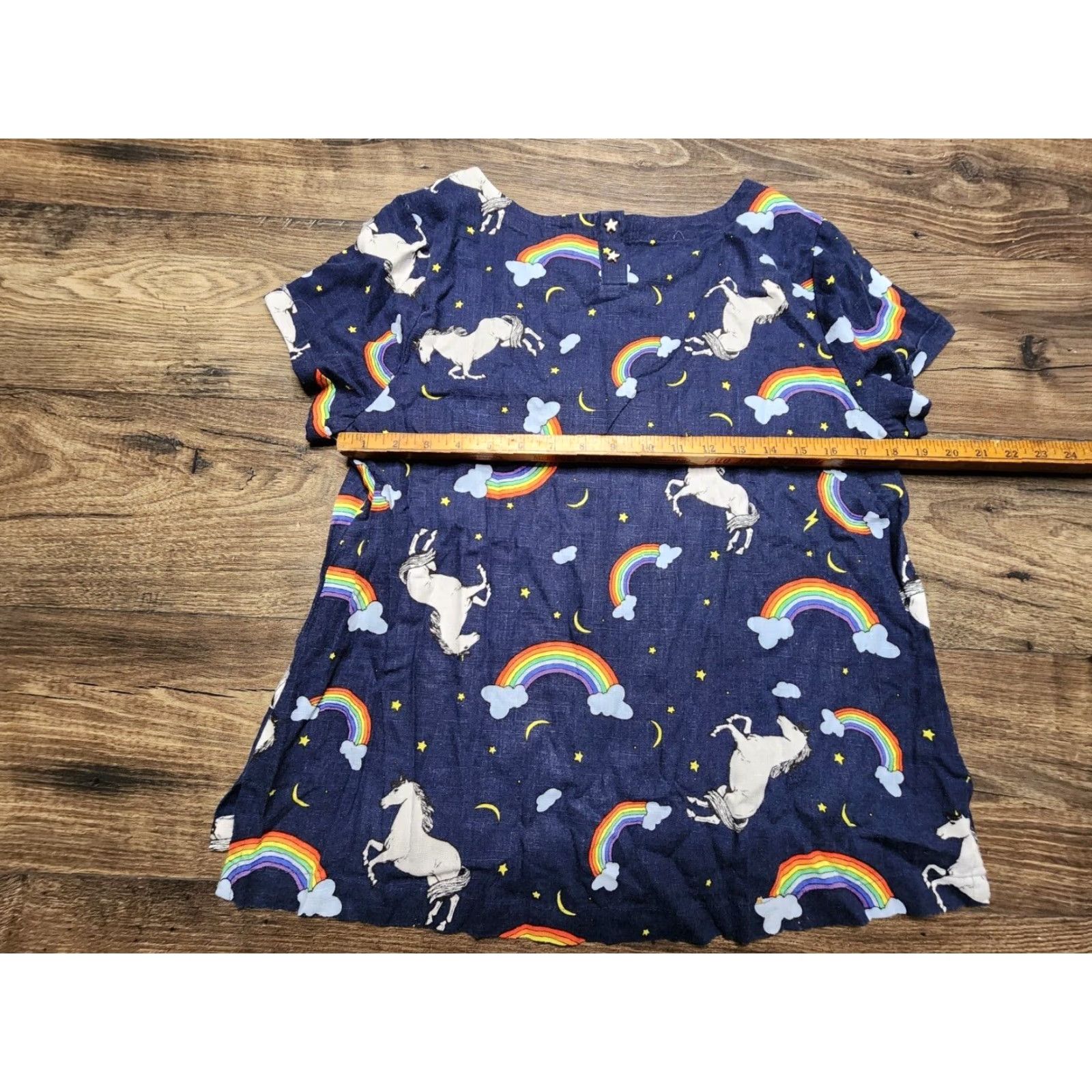 Vintage VINTAGE ModCloth Womens XL Unicorn Rainbows Shirt Top Pride Fantasy Linen Blend Blue Short Sleeve Cap Sleeve Women Size XL / US 12-14 / IT 48-50 - 3 Thumbnail