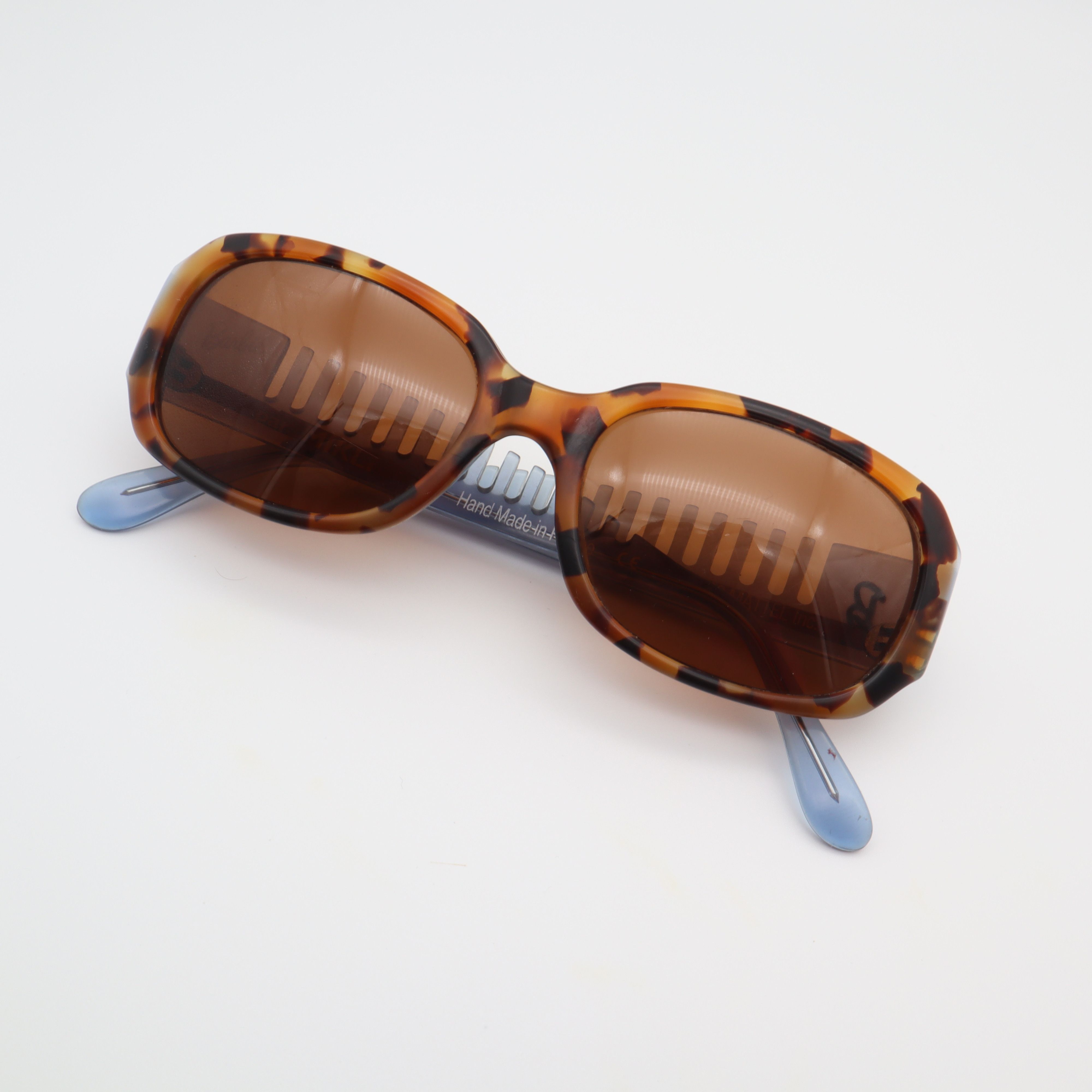 Alain Mikli Vintage Alain Mikli X Barbie 1998 Rare 90s Comb Sunglasses Size ONE SIZE - 5 Thumbnail