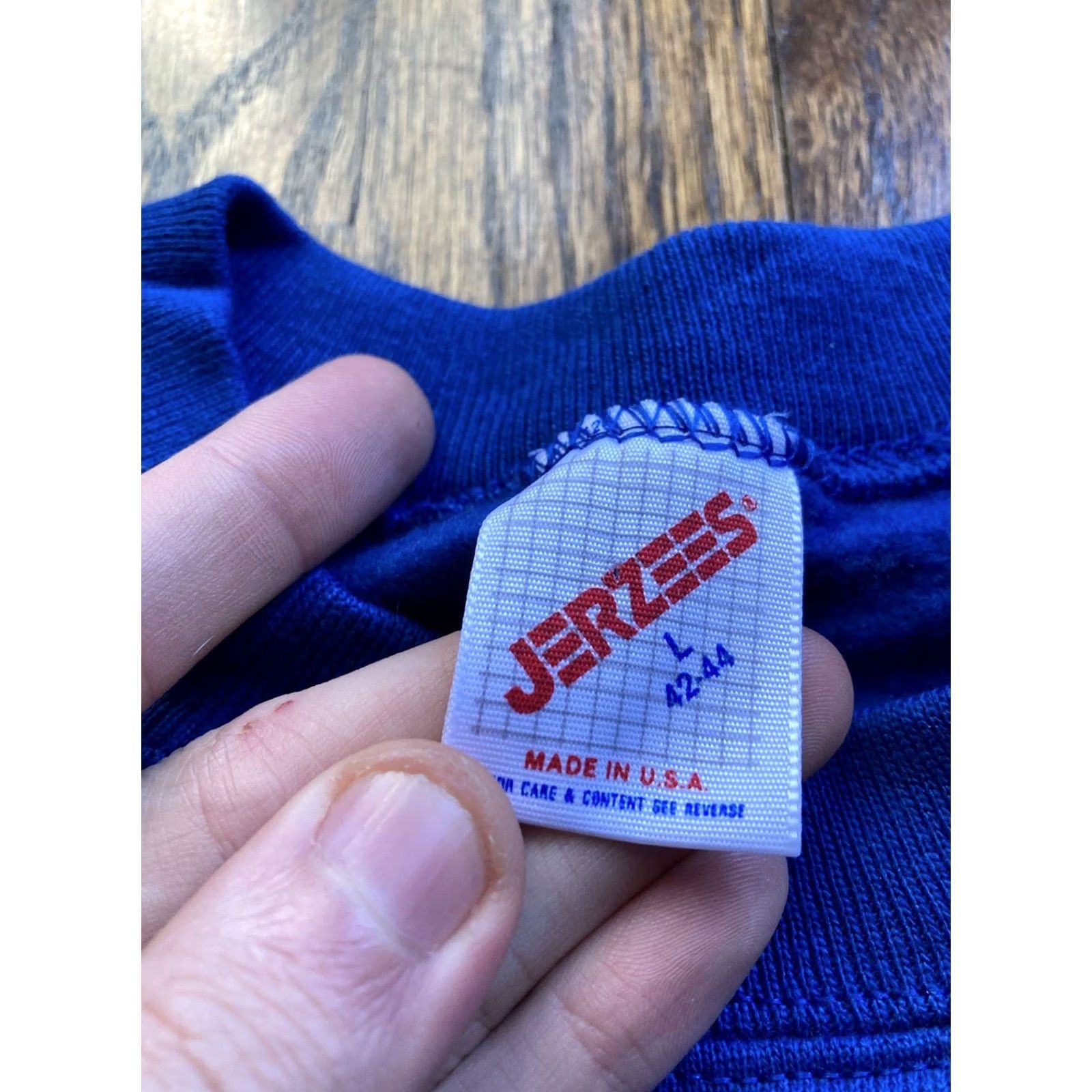Jerzees VINTAGE JERZEES Raglan Sweatshirt Large Blue Crewneck USA MADE Unisex Adults 90s College Grunge Retro Sports Shirt Size US L / EU 52-54 / 3 - 5 Thumbnail