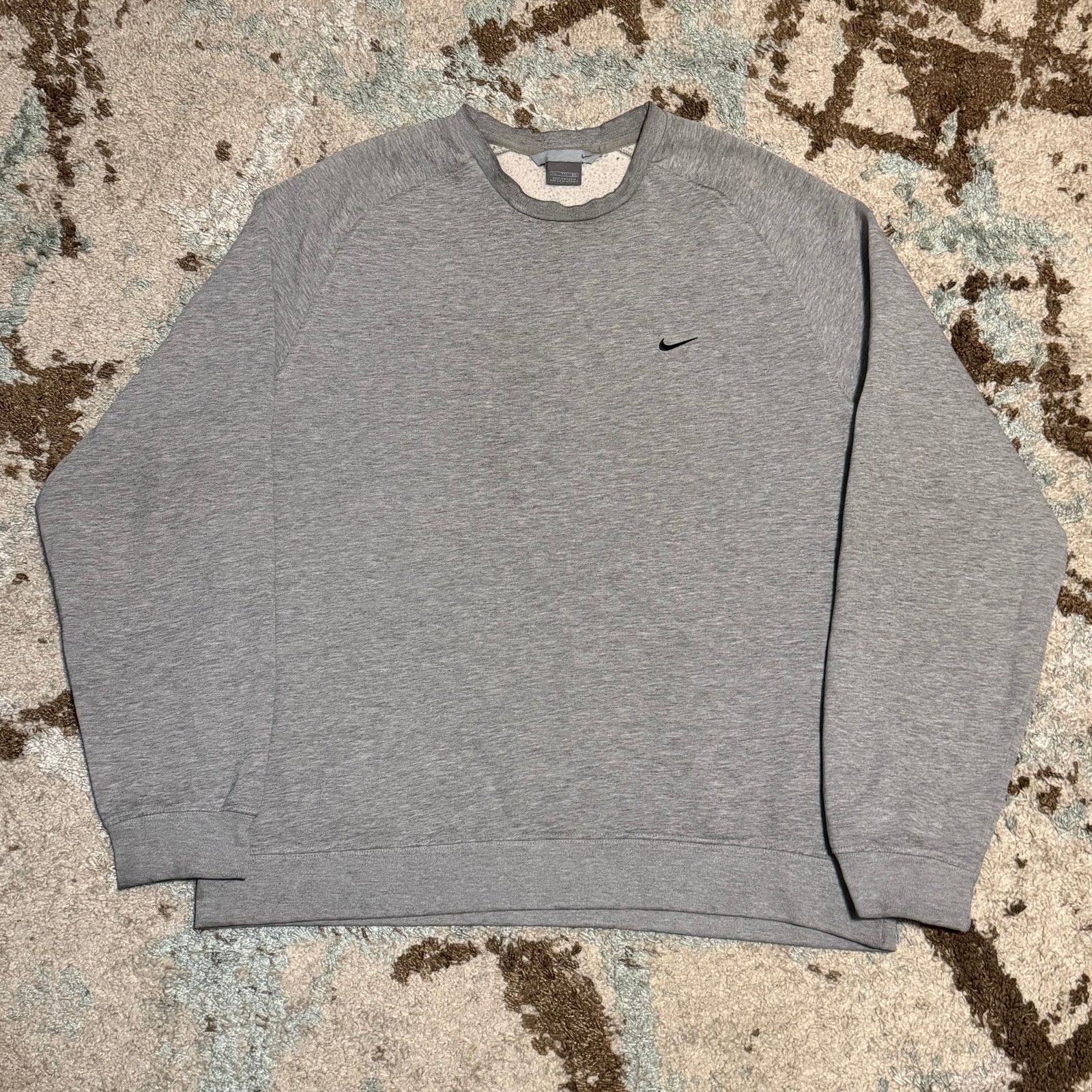 Nike Vintage Nike Essential Sweatshirt Size 2XL Gray 2000s Size US XXL / EU 58 / 5 - 1 Thumbnail