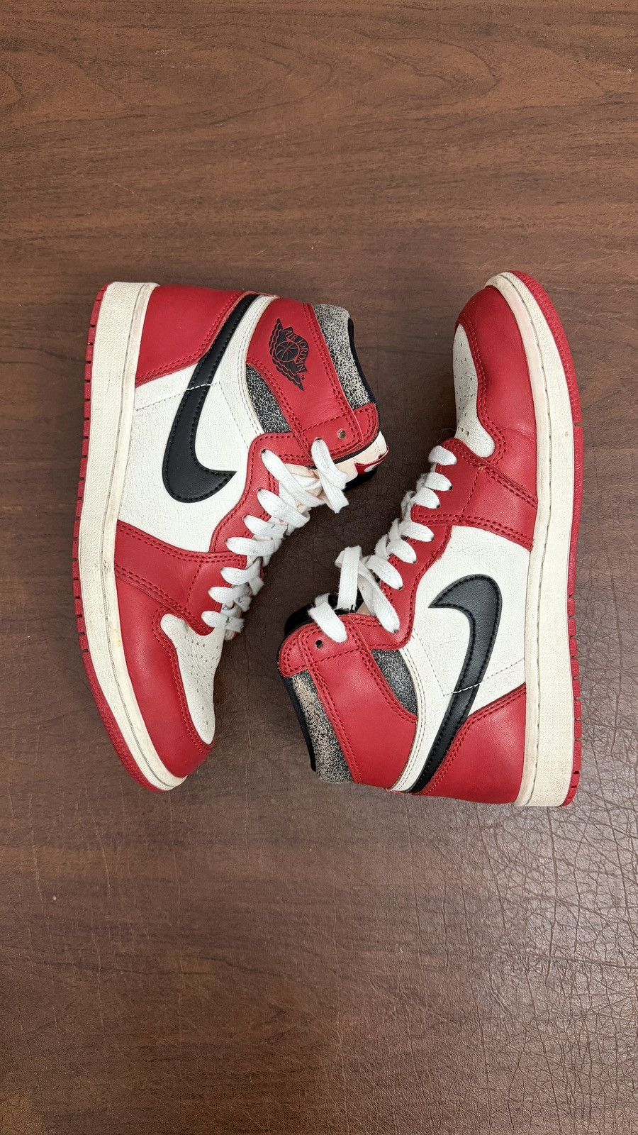 Jordan Brand Jordan 1 "Lost and Found" Size US 7.5 / EU 40-41 - 1 Thumbnail
