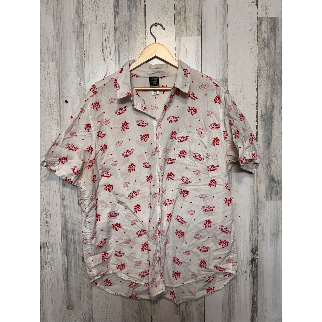 Other Disney Pixar Toy Story 4 Pizza Planet Button Up Shirt Men’s Size US XL / EU 56 / 4 - 2 Thumbnail