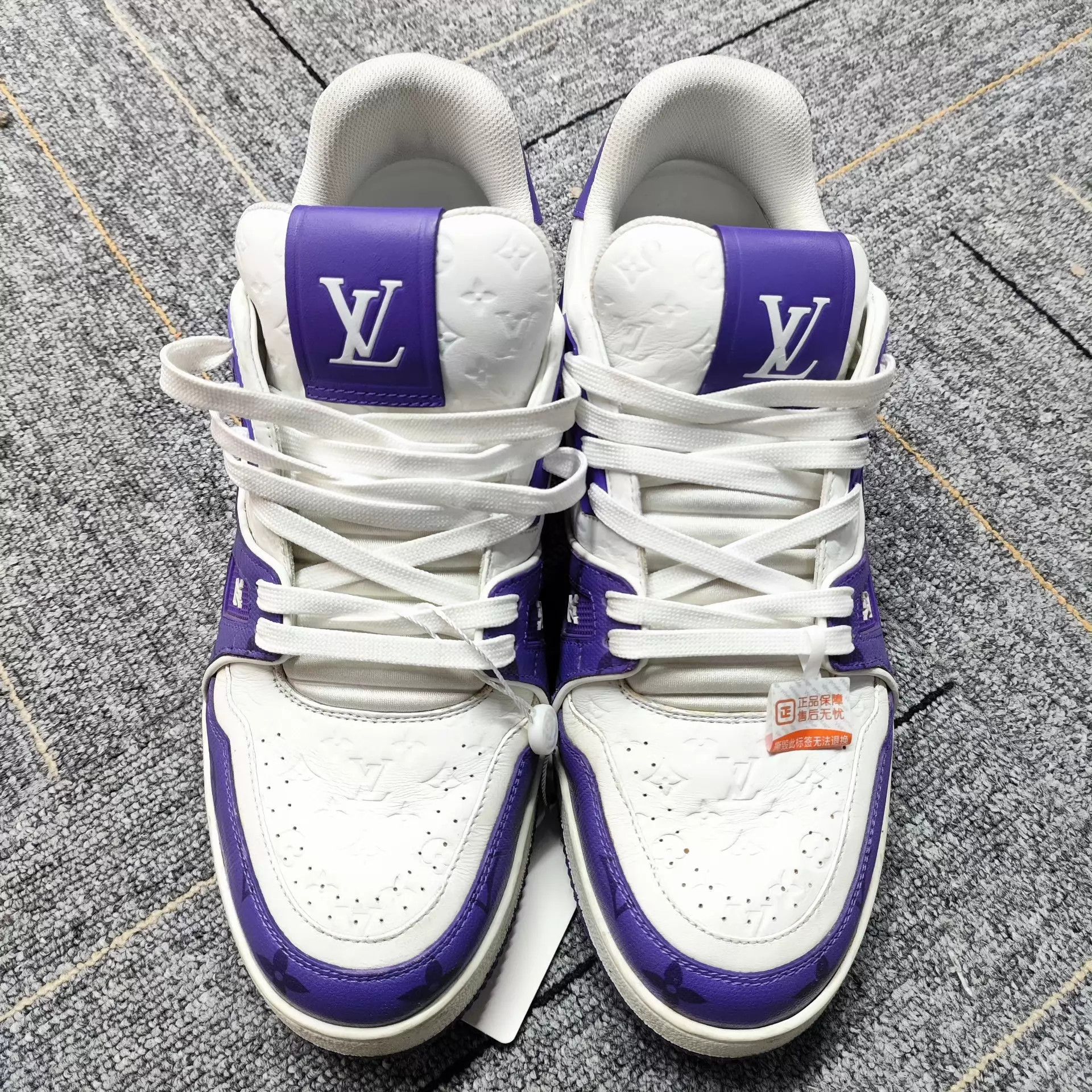 Louis Vuitton LV Trainer Embossed White Purple US 8 Size US 8 / EU 41 - 1 Thumbnail