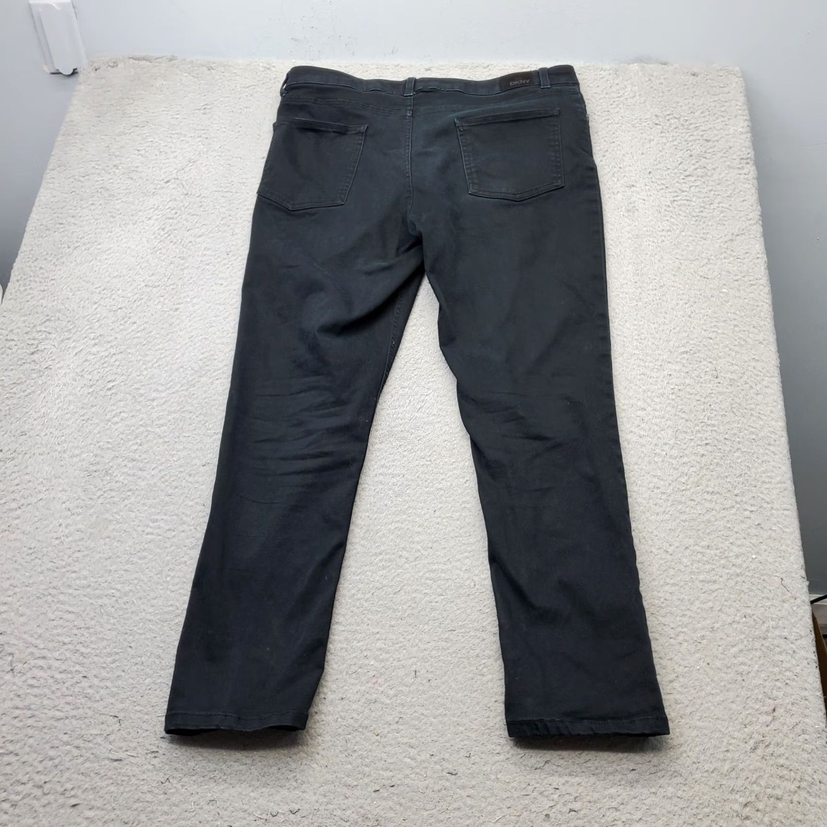 DKNY DKNY Mens Straight Jeans 38x32 Black Denim Stretch Dark Wash Vintage: No Size US 38 / EU 54 - 2 Thumbnail