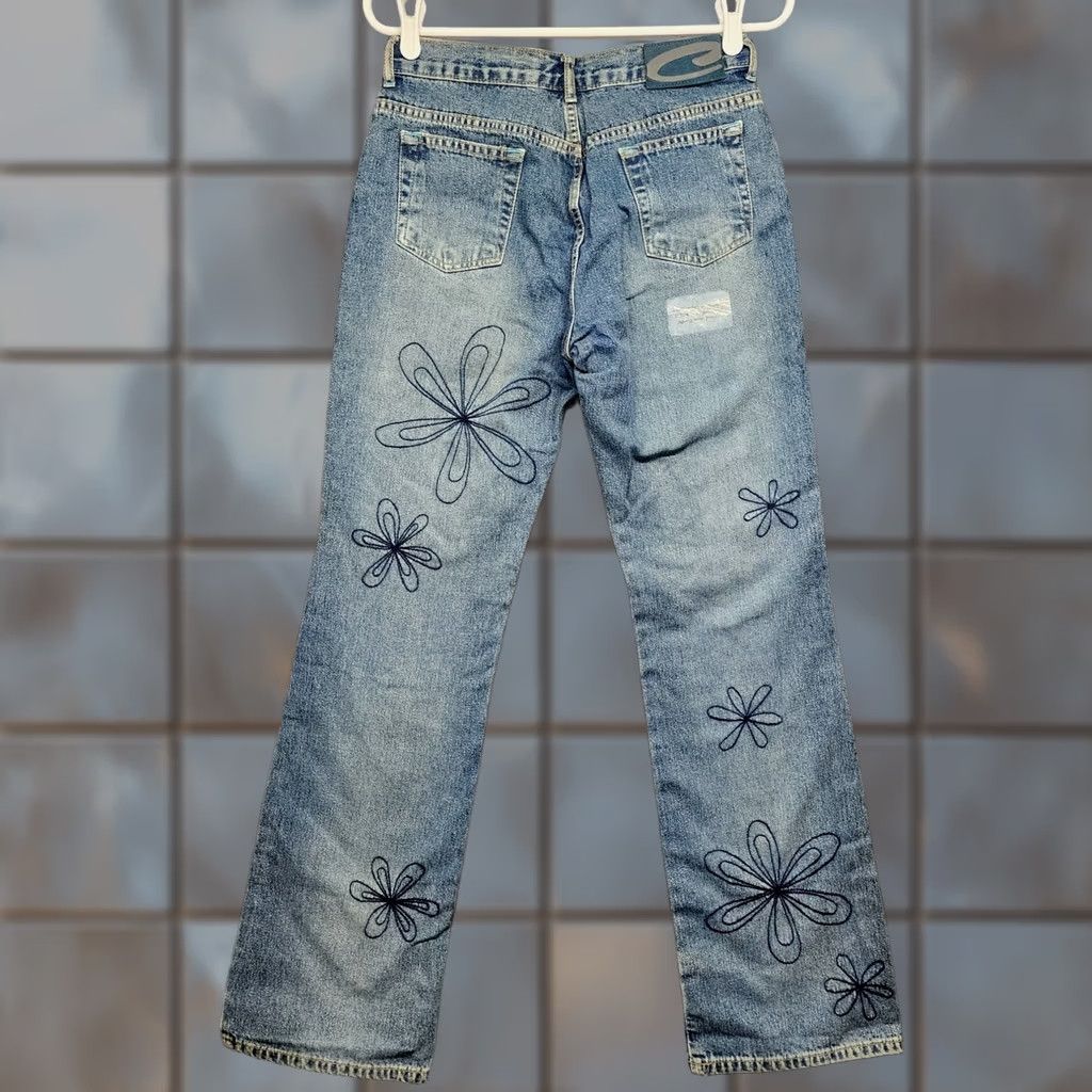 Vintage VINTAGE Candies Jeans Womens Juniors 7 Blue Embroidered Mid Rise Slight Boot Y2K Size 28" / US 6 / IT 42 - 1 Thumbnail