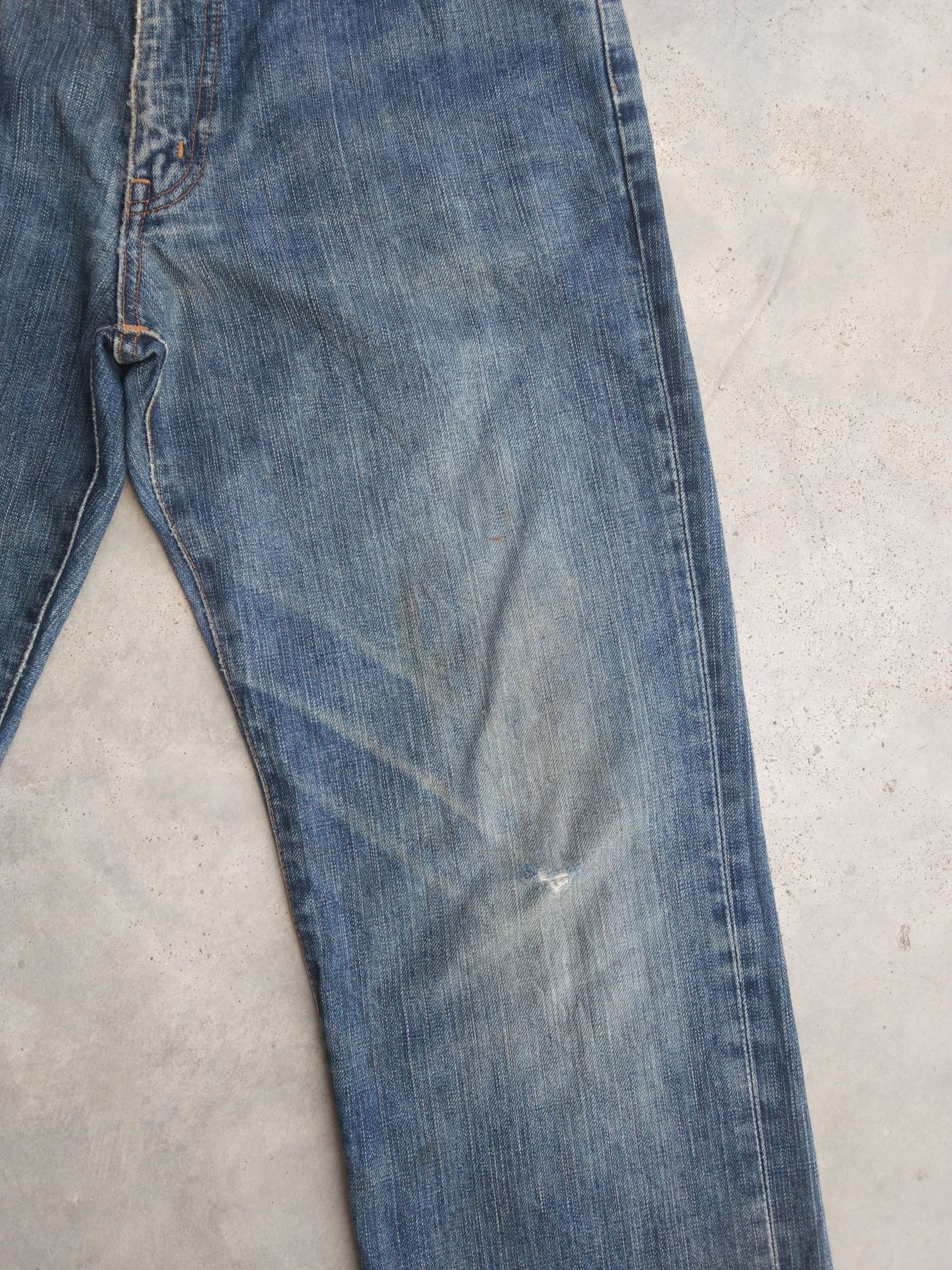 Japanese Brand Vintage Faded Blue Edwin 503 Distressed Jeans 31x34 Size US 31 - 6 Thumbnail