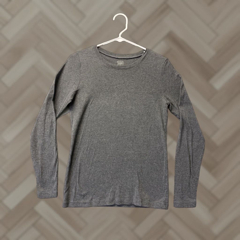 Nike Nike Gap Shirt Womens Large Gray Long Sleeve Stretch Outdoor Casual T-shirt Regular Size L Adult Womens Size L / US 10 / IT 46 - 1 Thumbnail