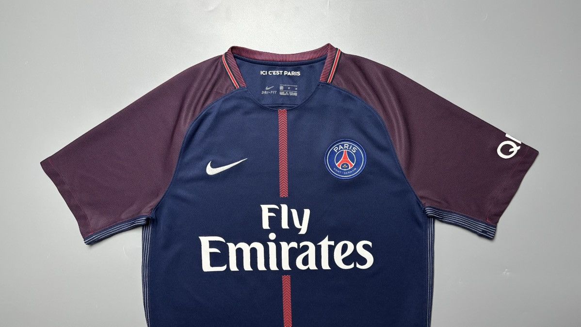 Nike PSG NIKE 2017/2018 FOOTBALL SOCCER HOME JERSEY #10 NEYMAR Size US M / EU 48-50 / 2 - 3 Thumbnail