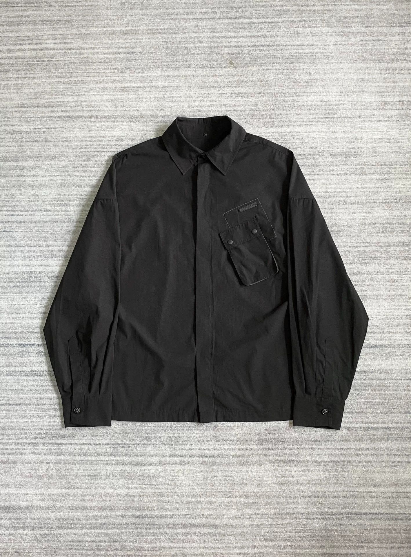Hyein Seo black pocket shirt with hidden buttons Size US M / EU 48-50 / 2 - 1 Thumbnail