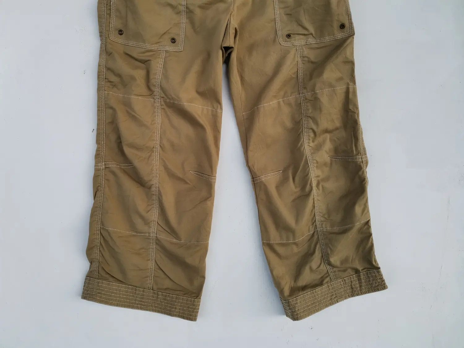 DKNY Rare!!! DKNY Tactical Cargo Multipocket Short Pants Size US 29 - 13 Thumbnail