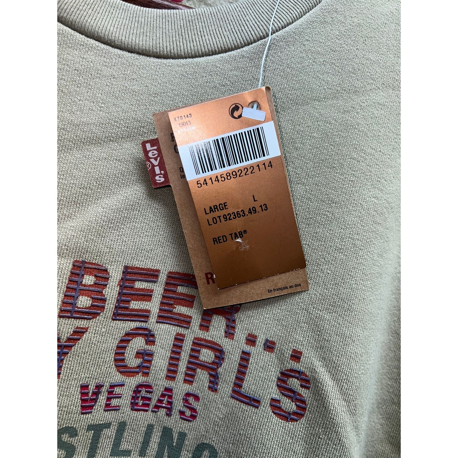 Levi's Levi Red Tab Sweatshirt Levi's Cold Beer Dirty Girls NWT Size US L / EU 52-54 / 3 - 5 Thumbnail