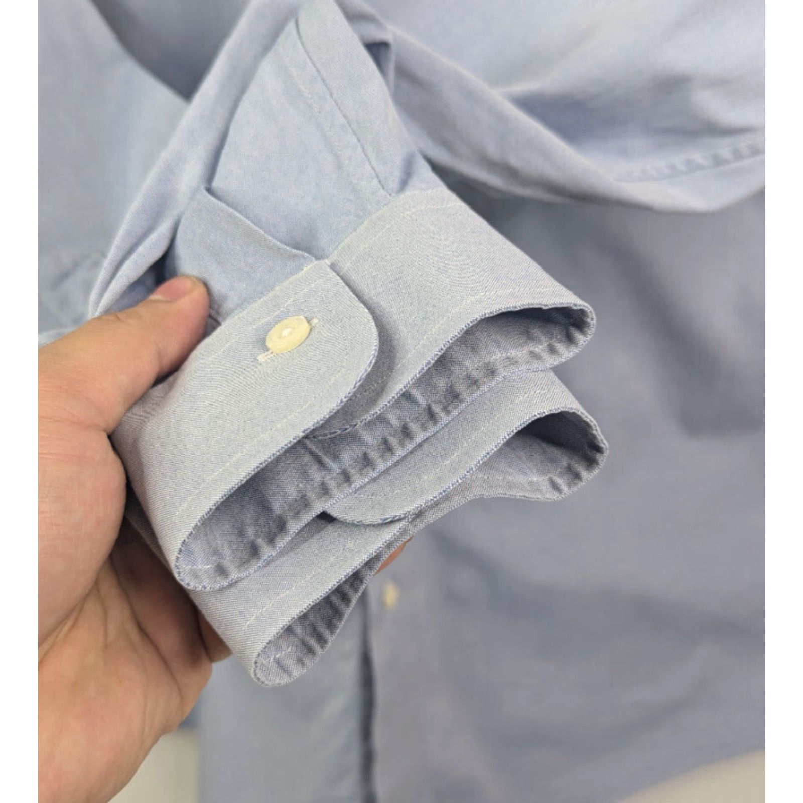 Brooks Brothers Brooks Brothers Madison Non Iron Blue Button L/S Shirt 15.5-33 Supima Cotton Dress Shirt Men Regular Long Sleeve Collared Size US L / EU 52-54 / 3 - 4 Thumbnail