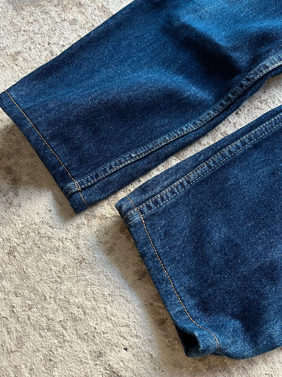 Levi's Levi’s 901 Women Sz W 28 L 32 Made in Spain Vintage 1994 Size 28" / US 6 / IT 42 - 14 Thumbnail