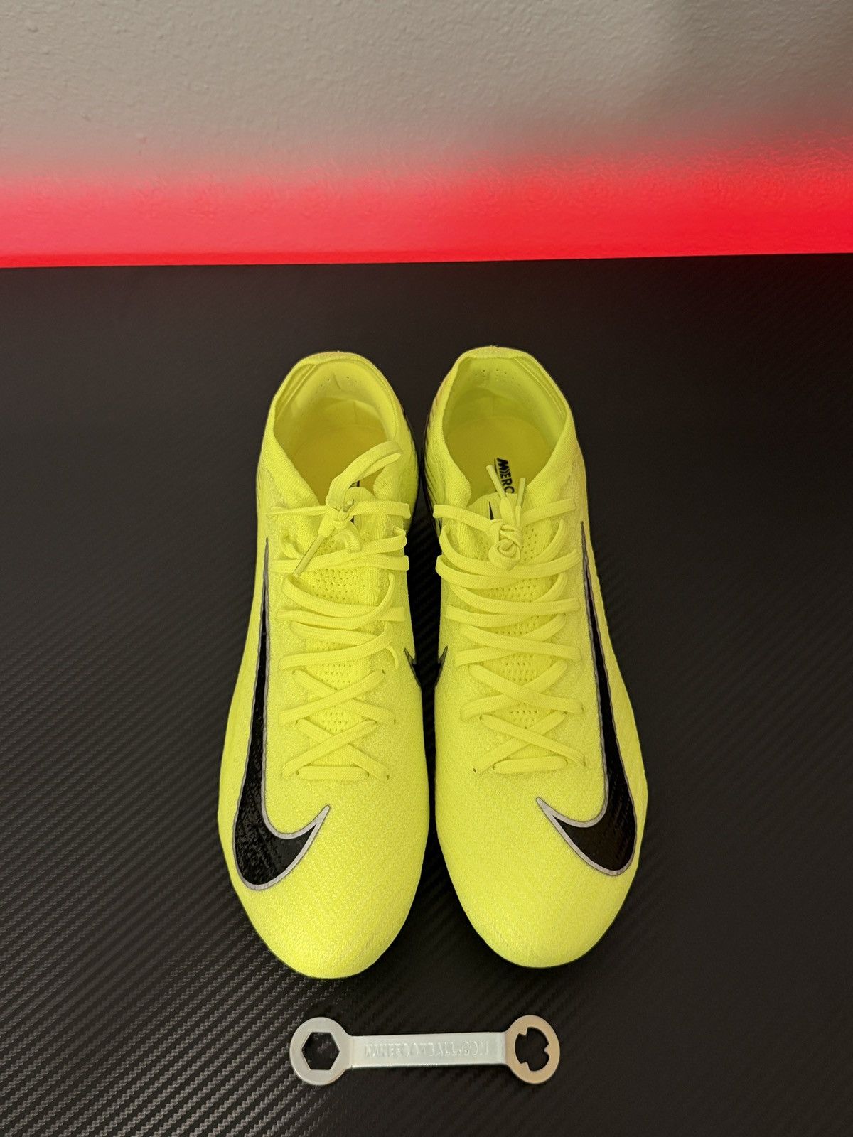 Nike Nike Mercurial Vapor 16 Size US 7.5 / EU 40-41 - 1 Thumbnail