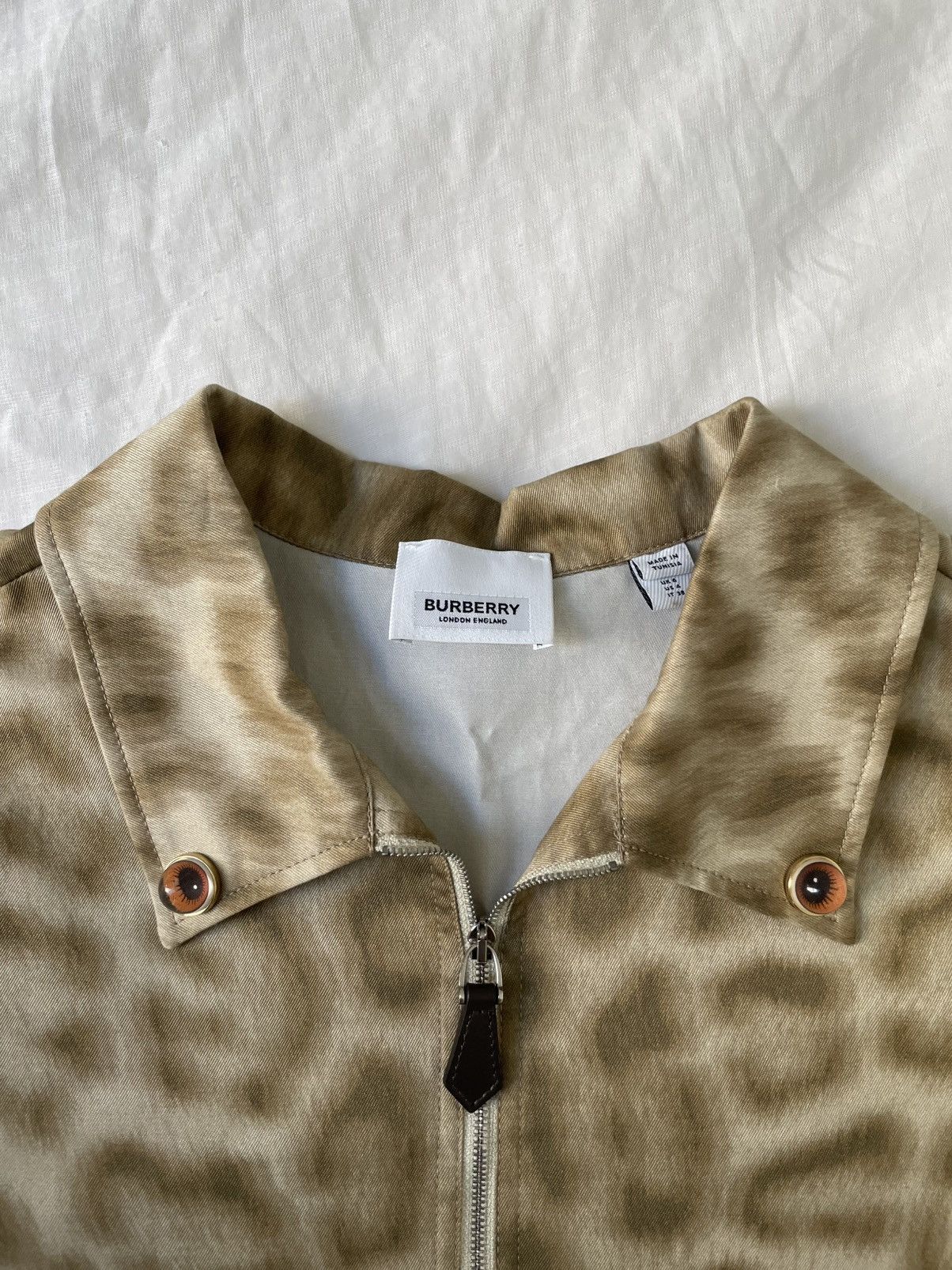 Burberry Burberry Kingdom Leopard Print Shirt Unisex US 4/IT 38 Size US S / EU 44-46 / 1 - 6 Thumbnail