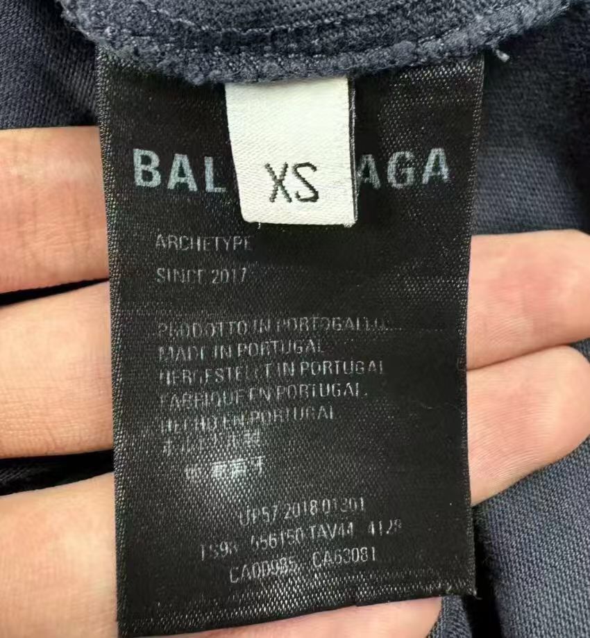 Balenciaga Balenciaga collaboration PS5 short sleeved s 2410-Nextarrow Size US XS / EU 42 / 0 - 6 Thumbnail