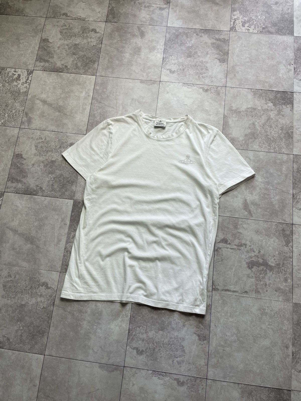 Vintage × Vivienne Westwood Vivienne Westwood Anglomania White Small Orb Logo T-shirt XL Size US XL / EU 56 / 4 - 4 Thumbnail