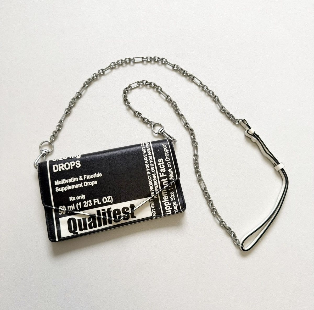 Maison Margiela A/W 18 ‘Vitamin Supplements’ Print Mini Hand Bag Size ONE SIZE - 24 Thumbnail