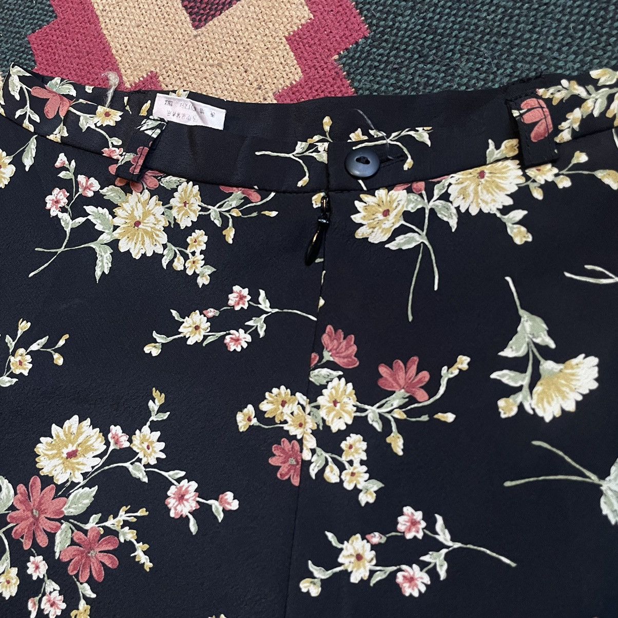 20471120 × If Six Was Nine Y2K Japanese Baby Girl Type Floral Silk Mini Skirt Size 27" / US 4 / IT 40 - 3 Thumbnail