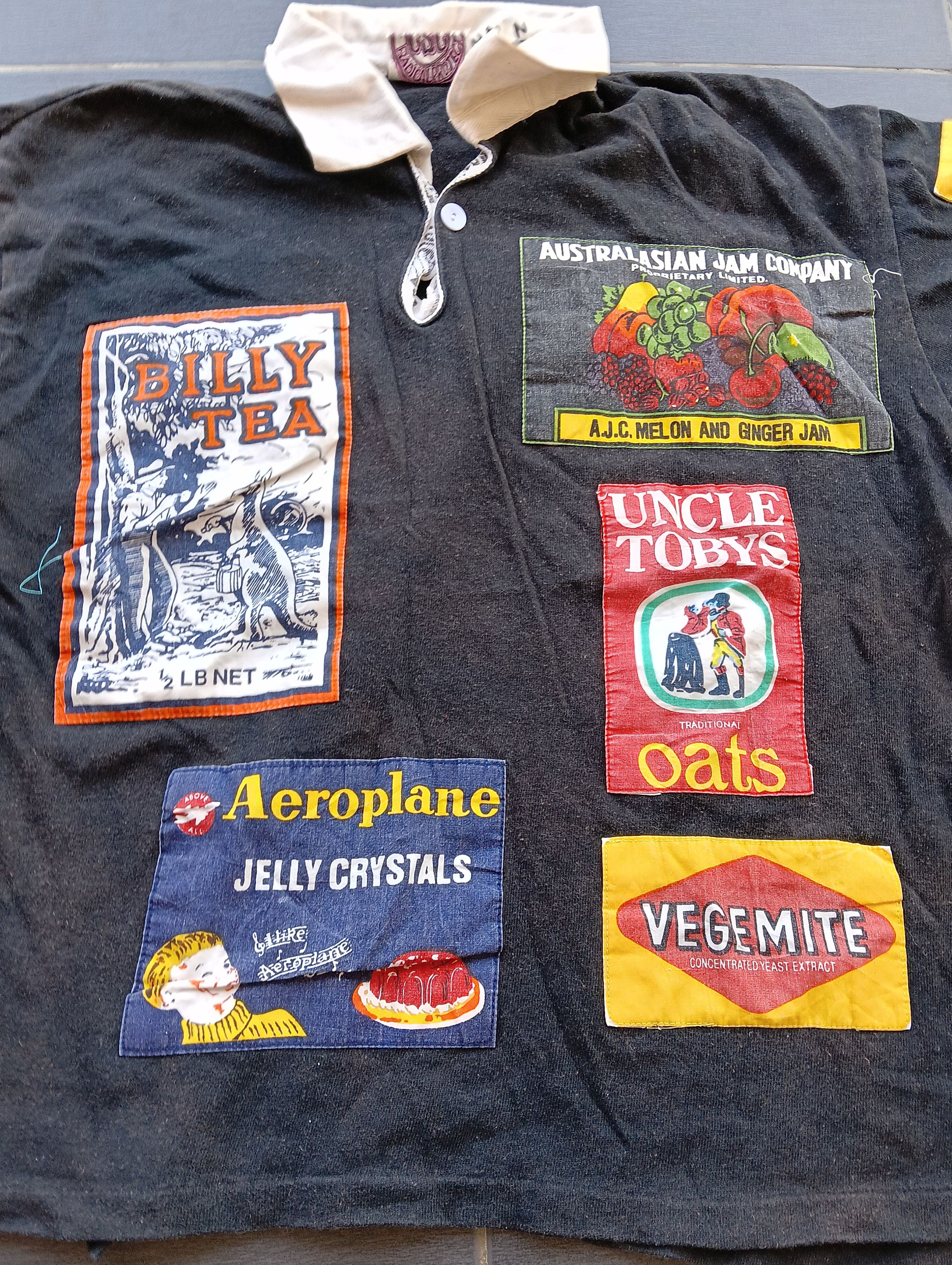 Vintage vintage RADICAL PROJECT VEGEMITE BILLY TEA TEE BIG LOGO Size US L / EU 52-54 / 3 - 3 Thumbnail