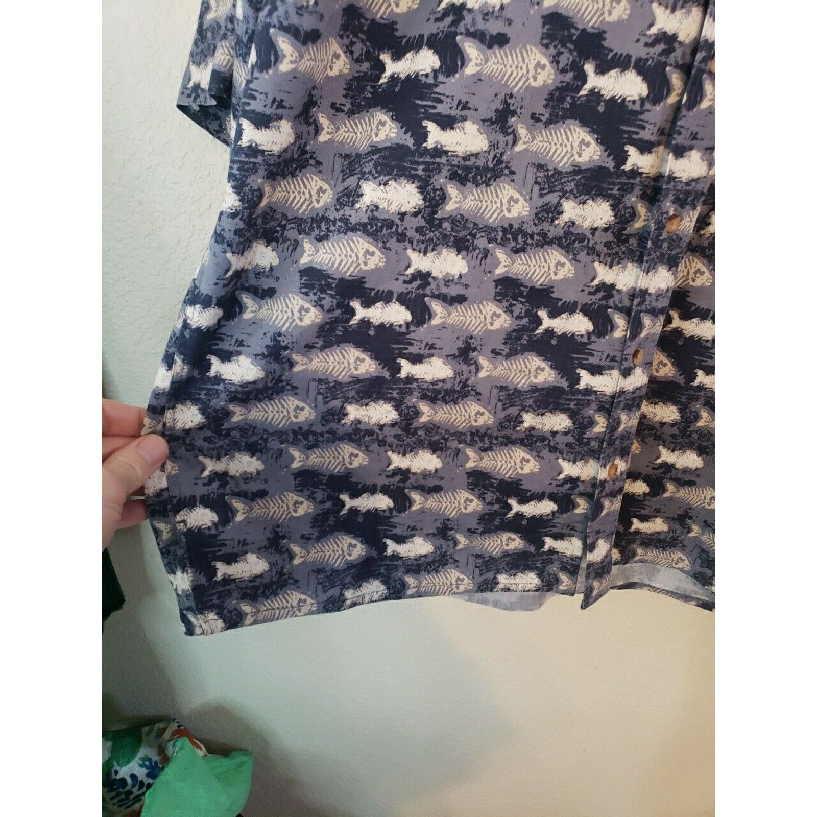 North River Outfitters North River Skelton Fish Fishing CASUAL Shirt Size LARGE? Size US L / EU 52-54 / 3 - 5 Thumbnail
