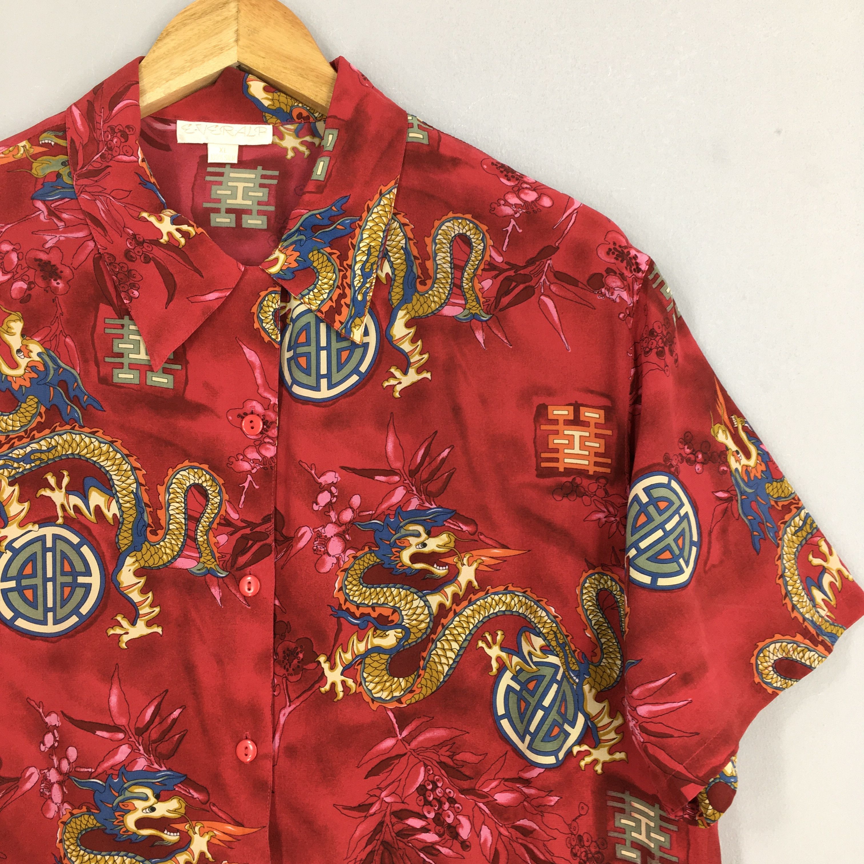 Other 1980s Hawaiian Japanese Culture Dragon Silk Shirt XLarge Size US XL / EU 56 / 4 - 2 Thumbnail