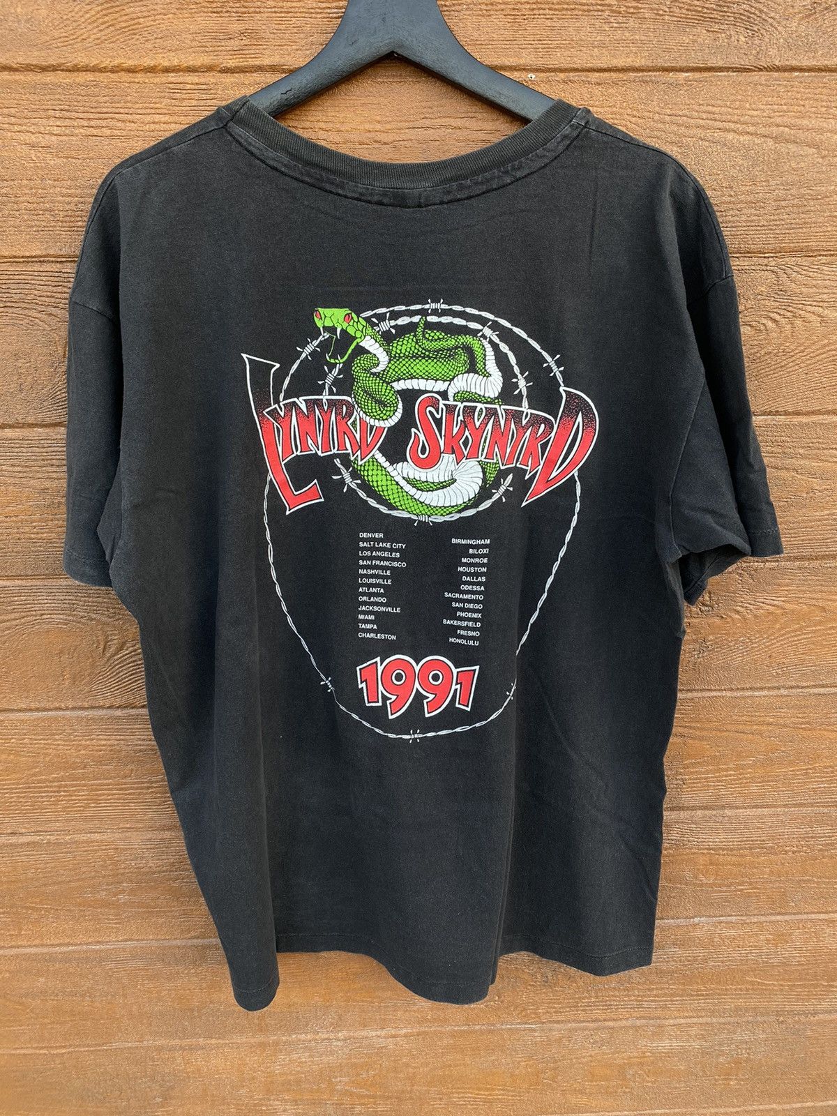 Band Tees × Vintage Vintage Lynyrd Skynyrd 1991 Tour Single Stitch Cobra Tee Size US L / EU 52-54 / 3 - 2 Thumbnail