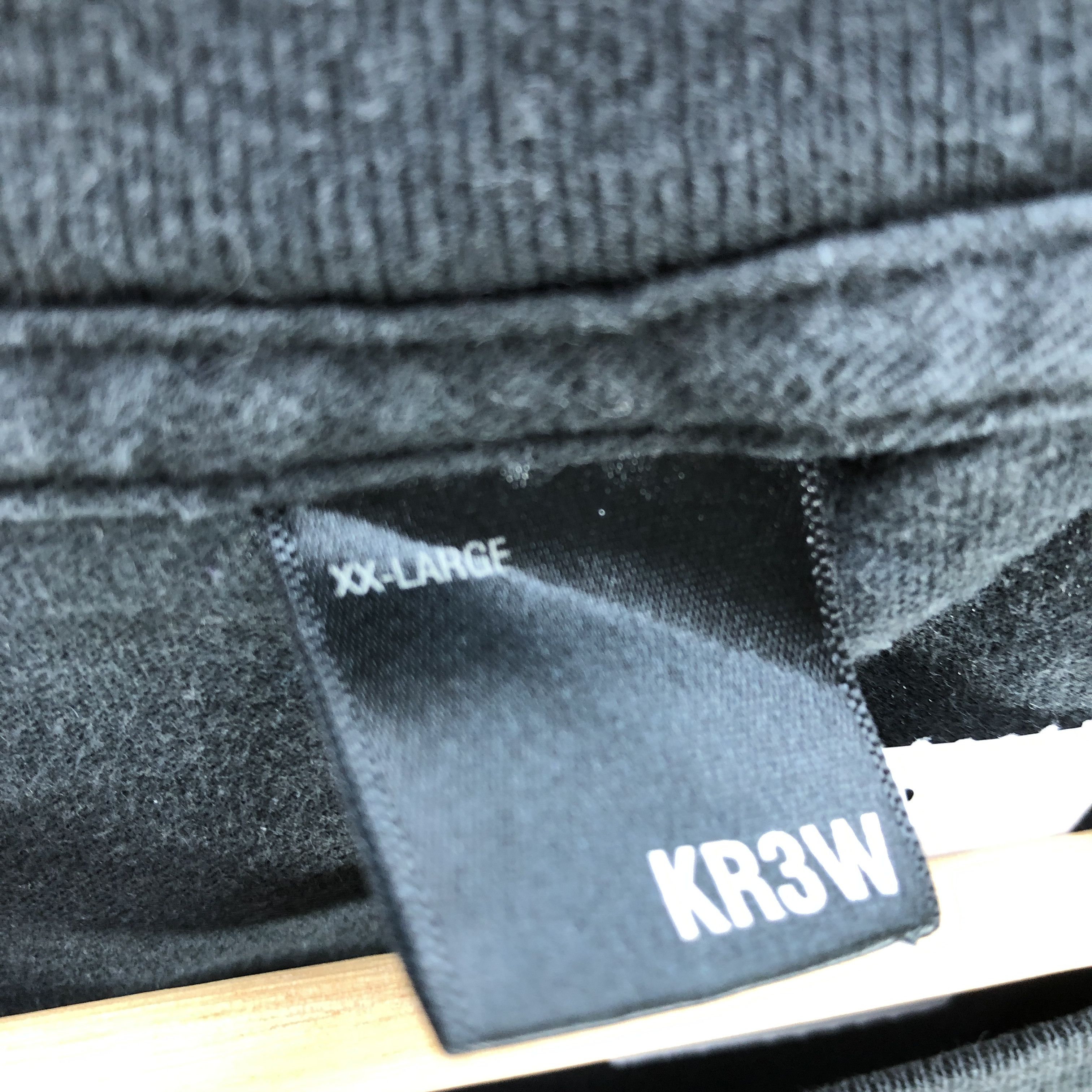 Japanese Brand Vintage Kr3w Big Logo T Shirt SoCal Tees Size US XL / EU 56 / 4 - 5 Thumbnail