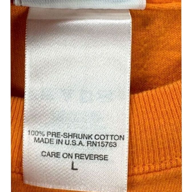 Harley Davidson VINTAGE Harley-Davidson T-Shirt Mens Large Orange Graphic Beefy Tee Made In USA Size US L / EU 52-54 / 3 - 4 Thumbnail