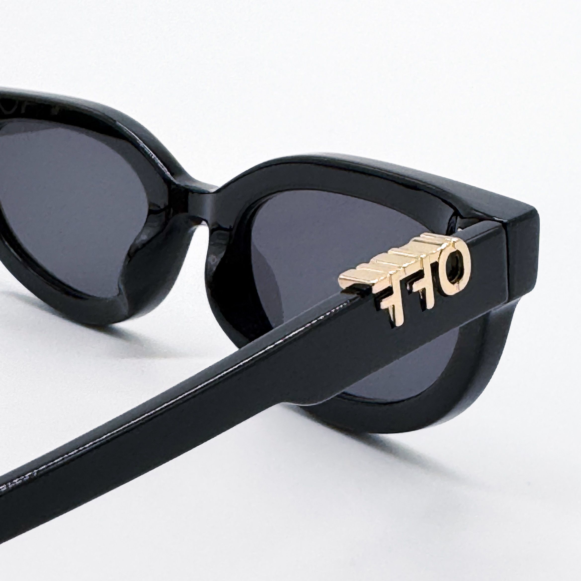 Off-White NEW OFF-WHITE OERI13D SPARKS 1007 SUNGLASSES WOMEN BLACK Size ONE SIZE - 6 Thumbnail