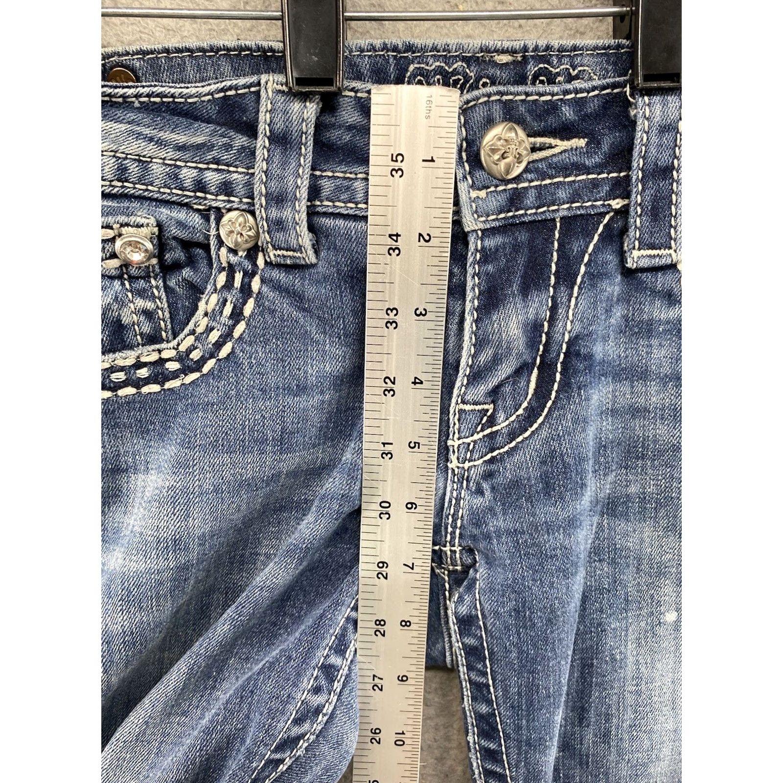 Miss Me Miss Me Jeans Skinny Flap Pocket Rhinestone Embroidered Beaded Jeans Women Size 26 Blue Denim Regular Girl Mens Womens Size 26" / US 2 / IT 38 - 6 Thumbnail