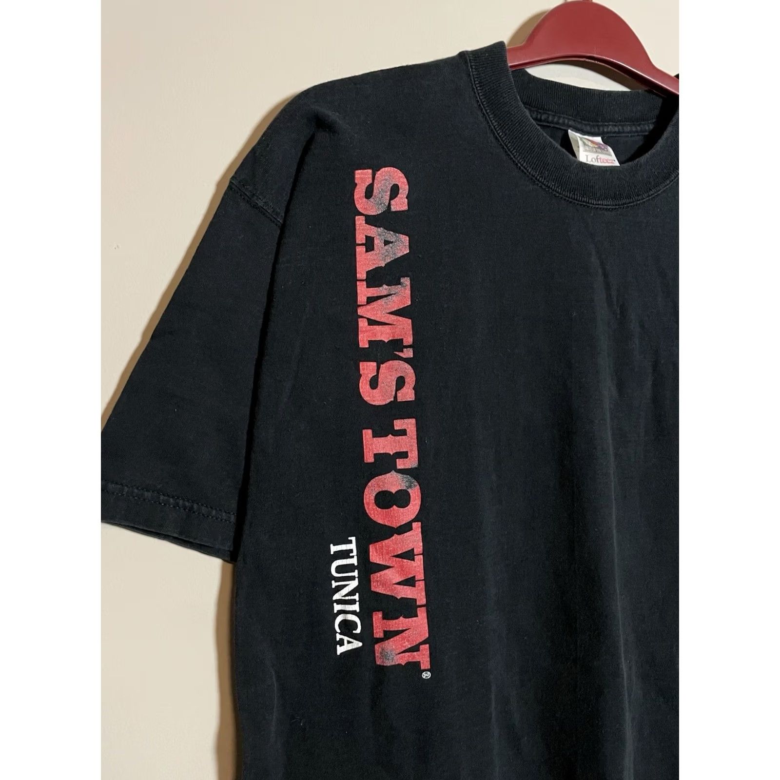 Hanes VINTAGE Sam's Town Tunica T shirt XL Black Casino Sam Graphic Front & Back Men Short Sleeve | 31" Length 21" Pit to Pit Size US XL / EU 56 / 4 - 3 Thumbnail