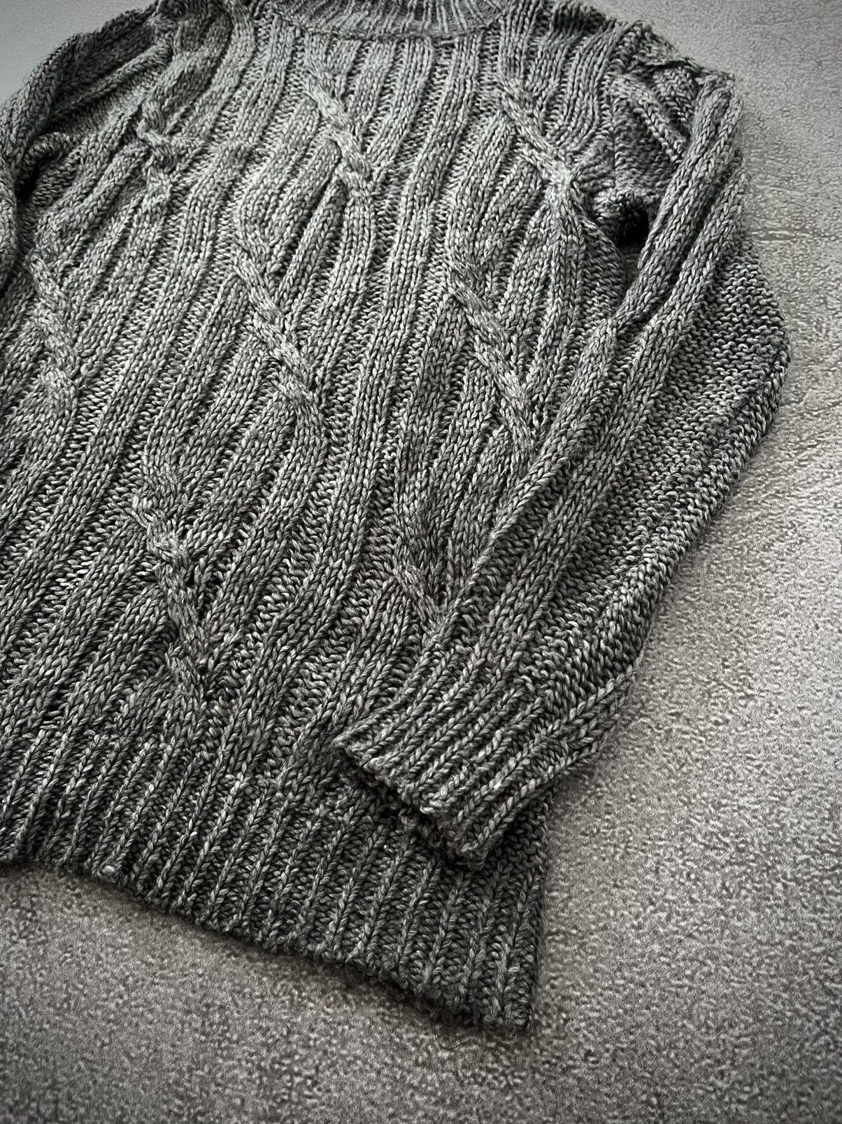 GOSTAR DE FUGA GOSTAR DE DUGA WITH CROSS STITCH KNITWEAR Size US M / EU 48-50 / 2 - 3 Thumbnail