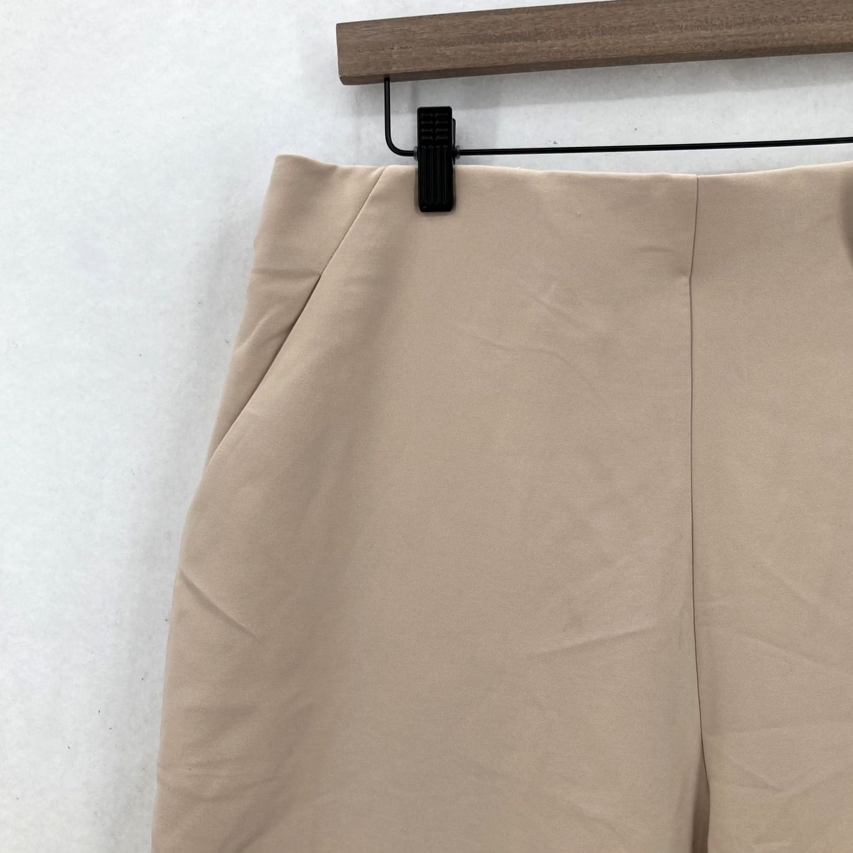 Torrid Torrid Studio Pants Womens 1X Short Smoke Gray Studio Refined Pull-On Wide Leg Dress Pants Beige Size 40" / US 18 - 3 Thumbnail