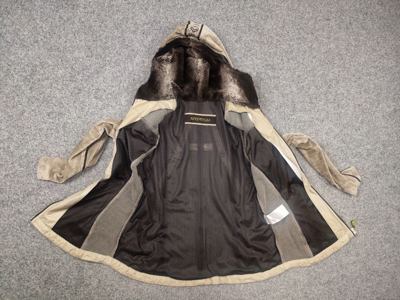 Sportalm Kitzbuhel Sportalm Kitzbühel Ski Jori trekking Corduroy Jacket fur Size M / US 6-8 / IT 42-44 - 14 Thumbnail