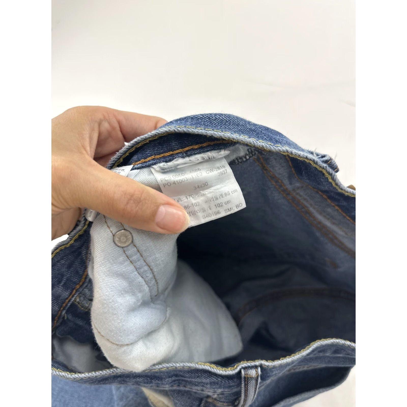 Levi's Levi's 505 Jeans Mens 33 Regular 28in Blue 5-Pocket Zip Button High Rise Straight Denim 500 Series Regular Pattern Solid Vintage: No Size US 33 - 6 Thumbnail