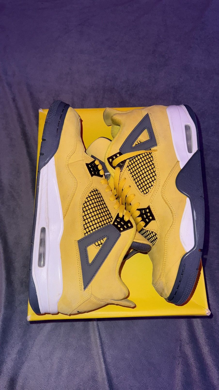 Jordan Brand Jordan 4 Lightnings Size US 12 / EU 45 - 3 Thumbnail