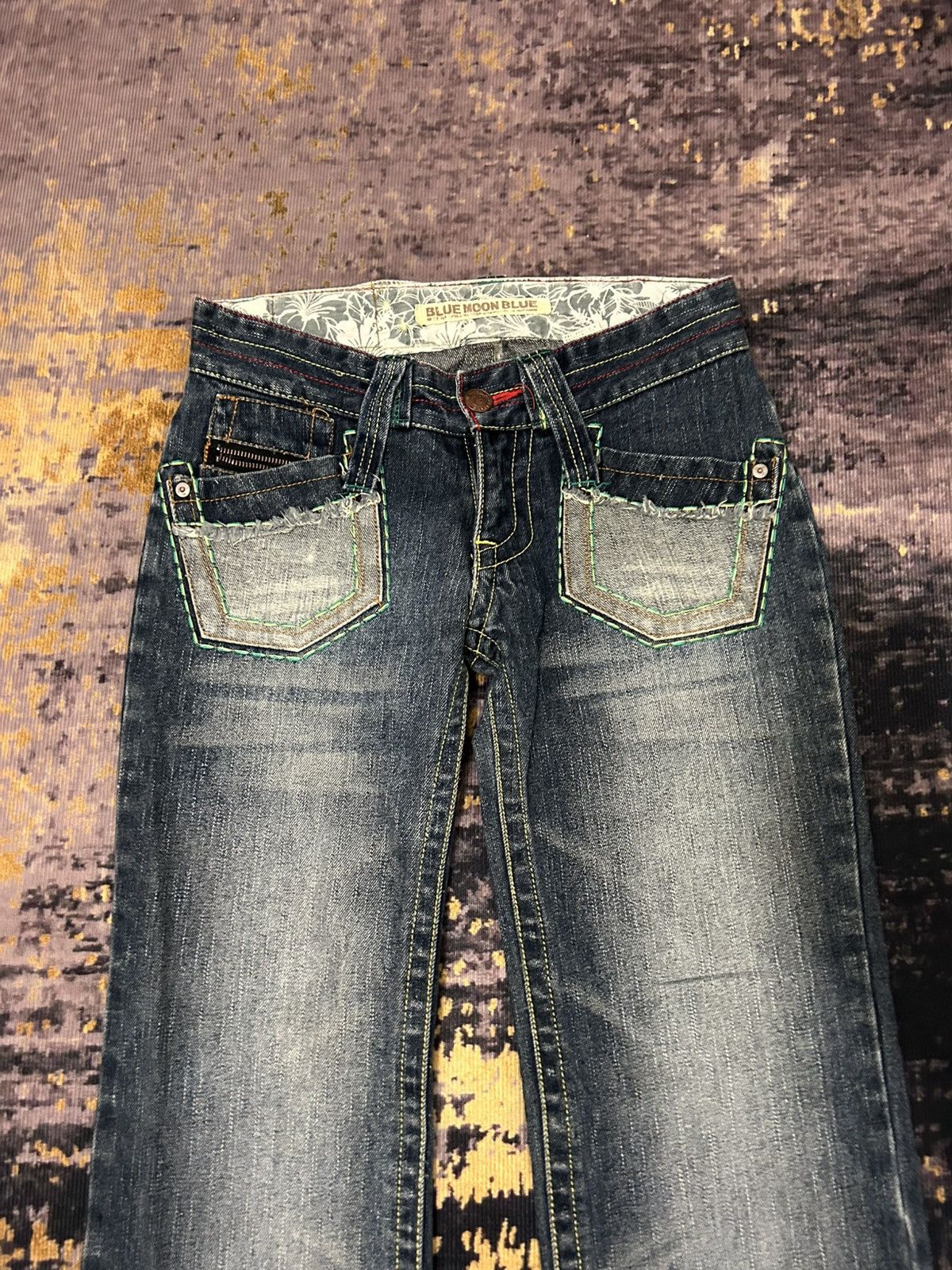 Japanese Brand Blue Moon Blue Buckle Back Flower Jeans Size US 29 - 8 Thumbnail