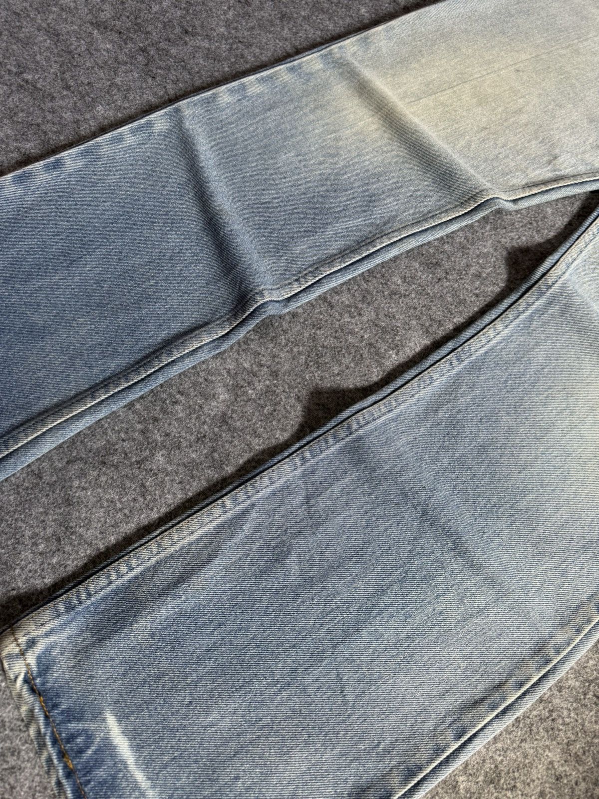 Levi's 80s Vintage Levis 575 Orange Tab Muddy Light Wash Jeans Size US 35 - 8 Thumbnail