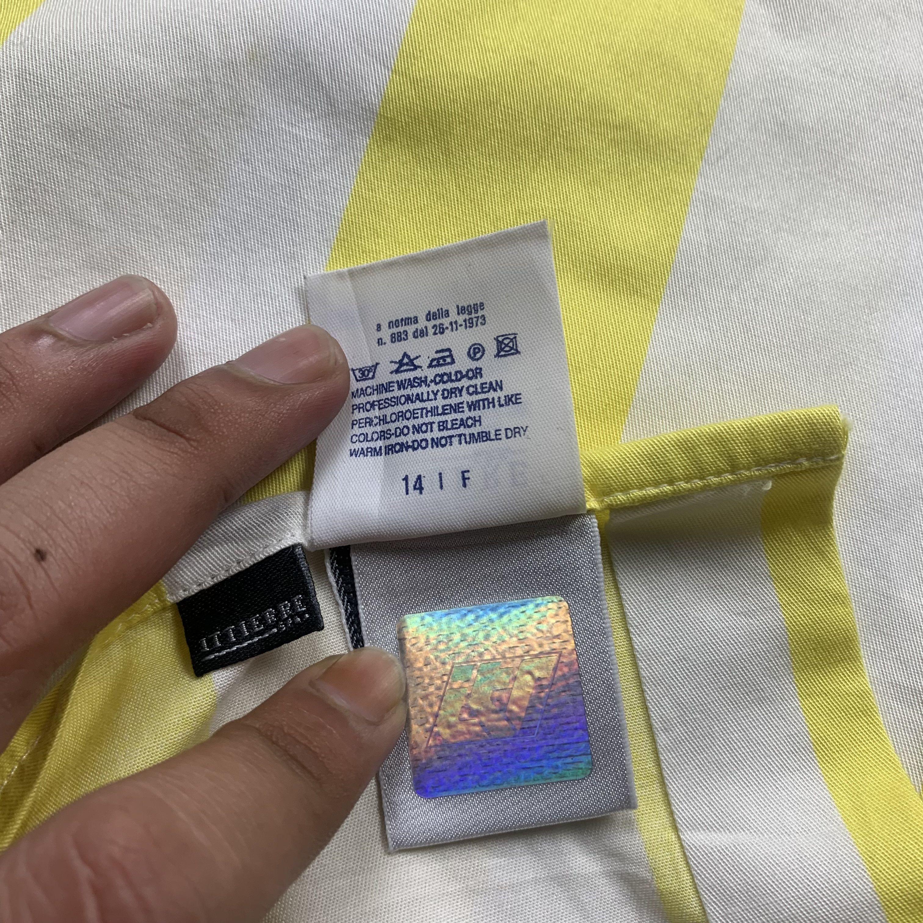 Versace VERSUS Gianni Versace Shirt Size US M / EU 48-50 / 2 - 7 Thumbnail