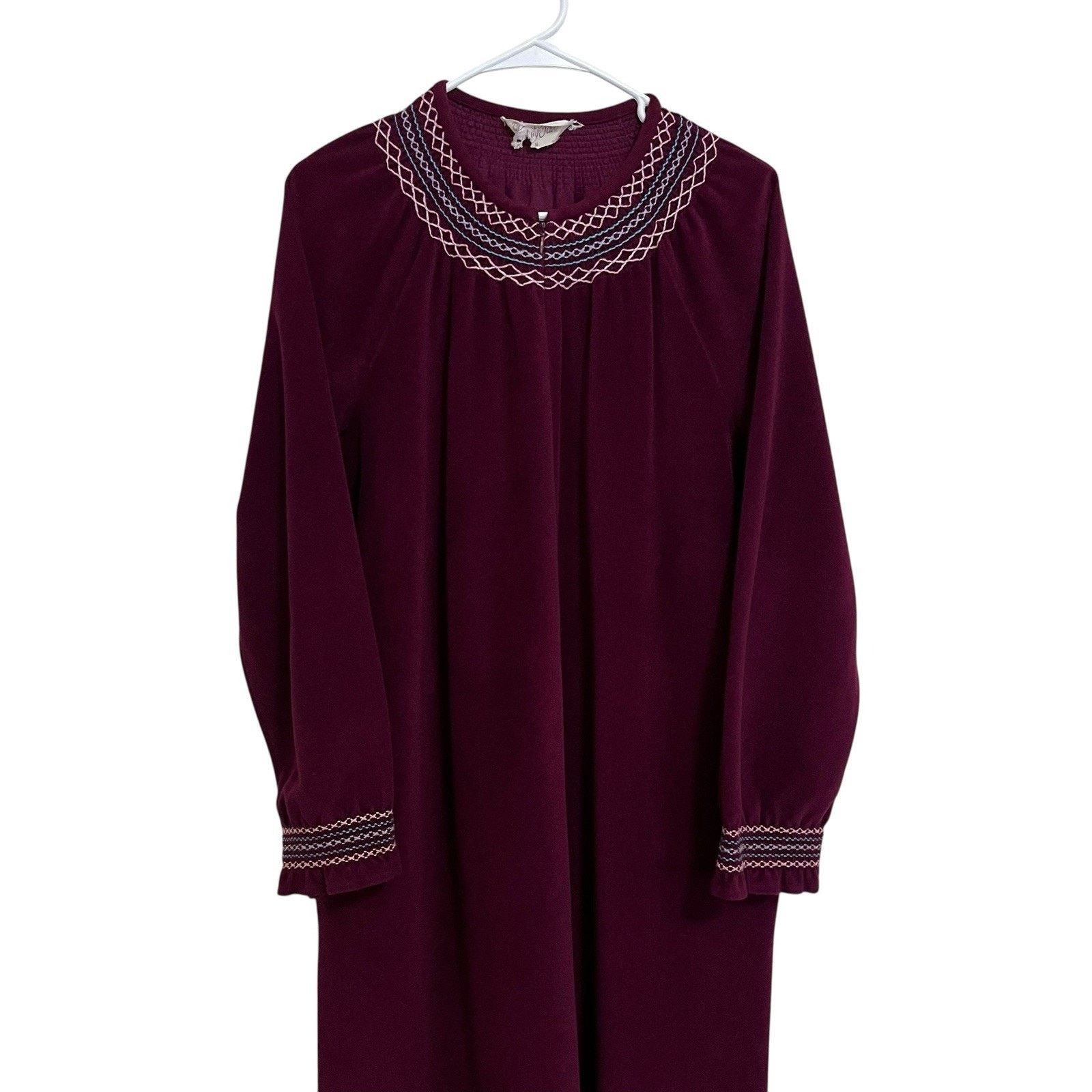 Vintage Vanity Fair | Vintage Medium Velour Zip Robe Smocked 60s 70s Size M / US 6-8 / IT 42-44 - 2 Thumbnail