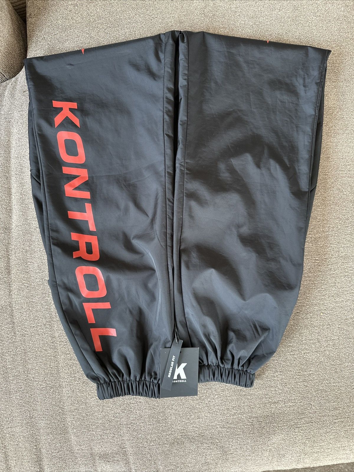 Kappa Kontroll Flame pants Sz S - Black-Red Cherry