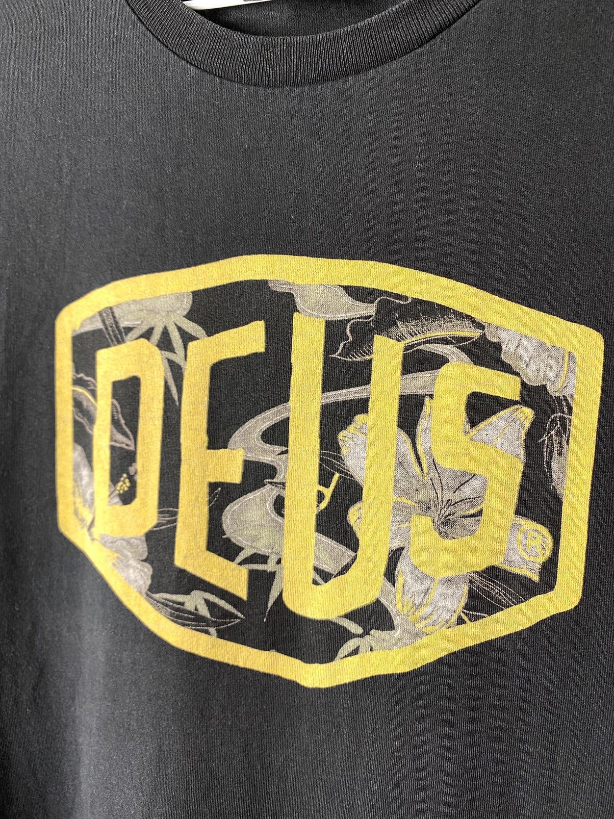 Other Deus Ex Machina T Shirt Rapha Bicycle Jersey Size US L / EU 52-54 / 3 - 3 Thumbnail