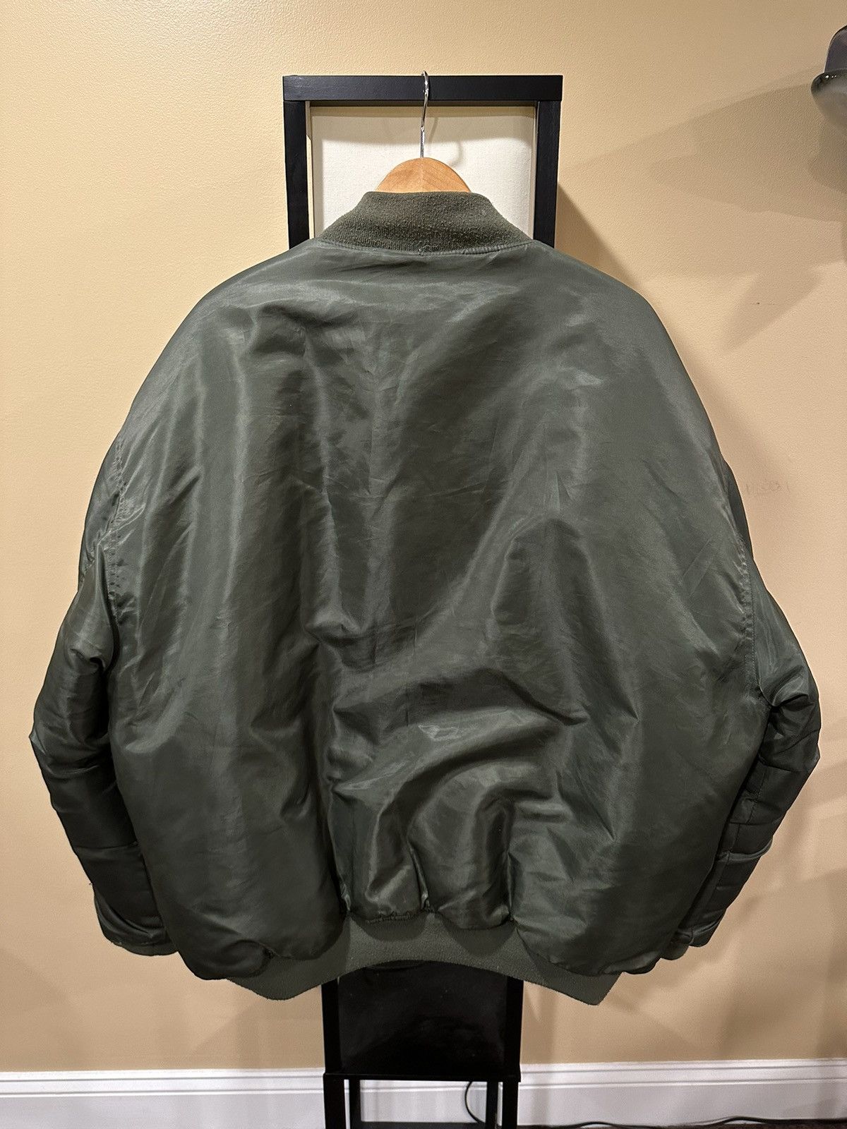 Vintage Vintage 90s C-4 Green Flight Bomber Oversized Jacket Size US XL / EU 56 / 4 - 2 Thumbnail